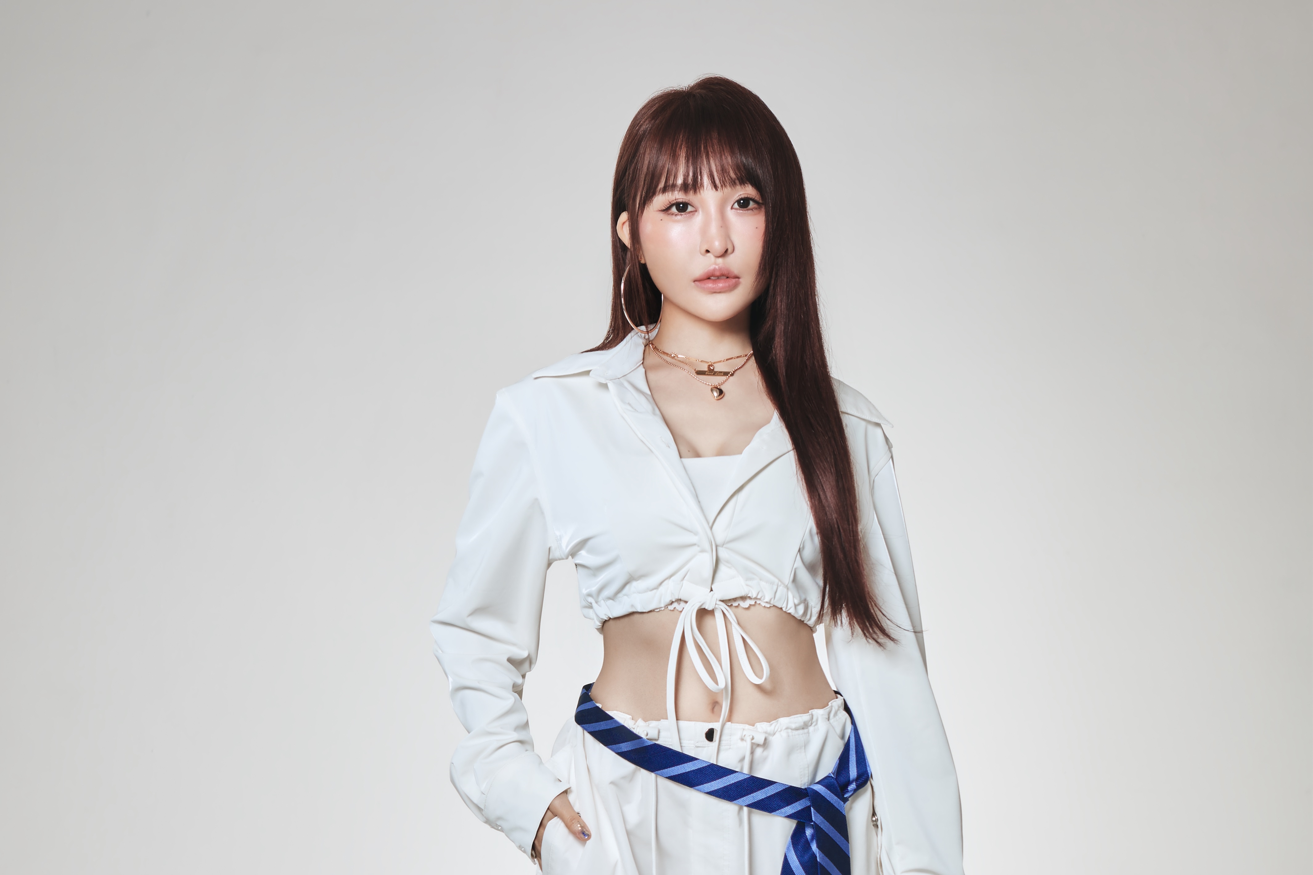 Rylee張若凡全新單曲〈門外？〉11/5數位上架。（索尼音樂提供）