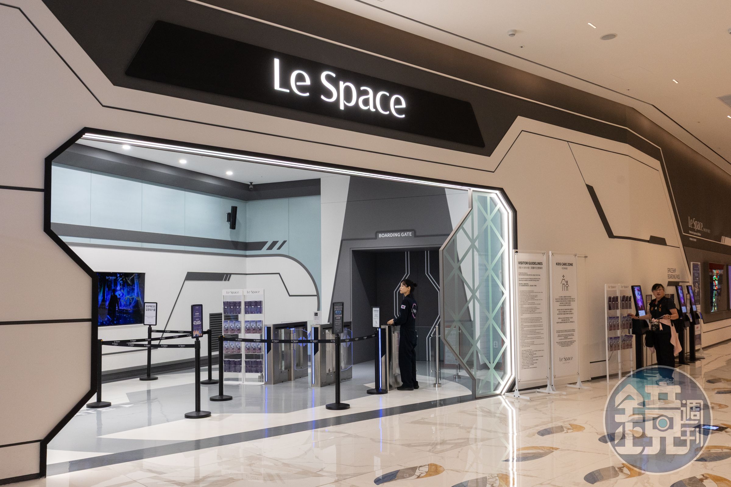 「Le Space」為韓國規模最大的互動多媒體藝術展覽空間，佔地面積約6,142平方公尺。