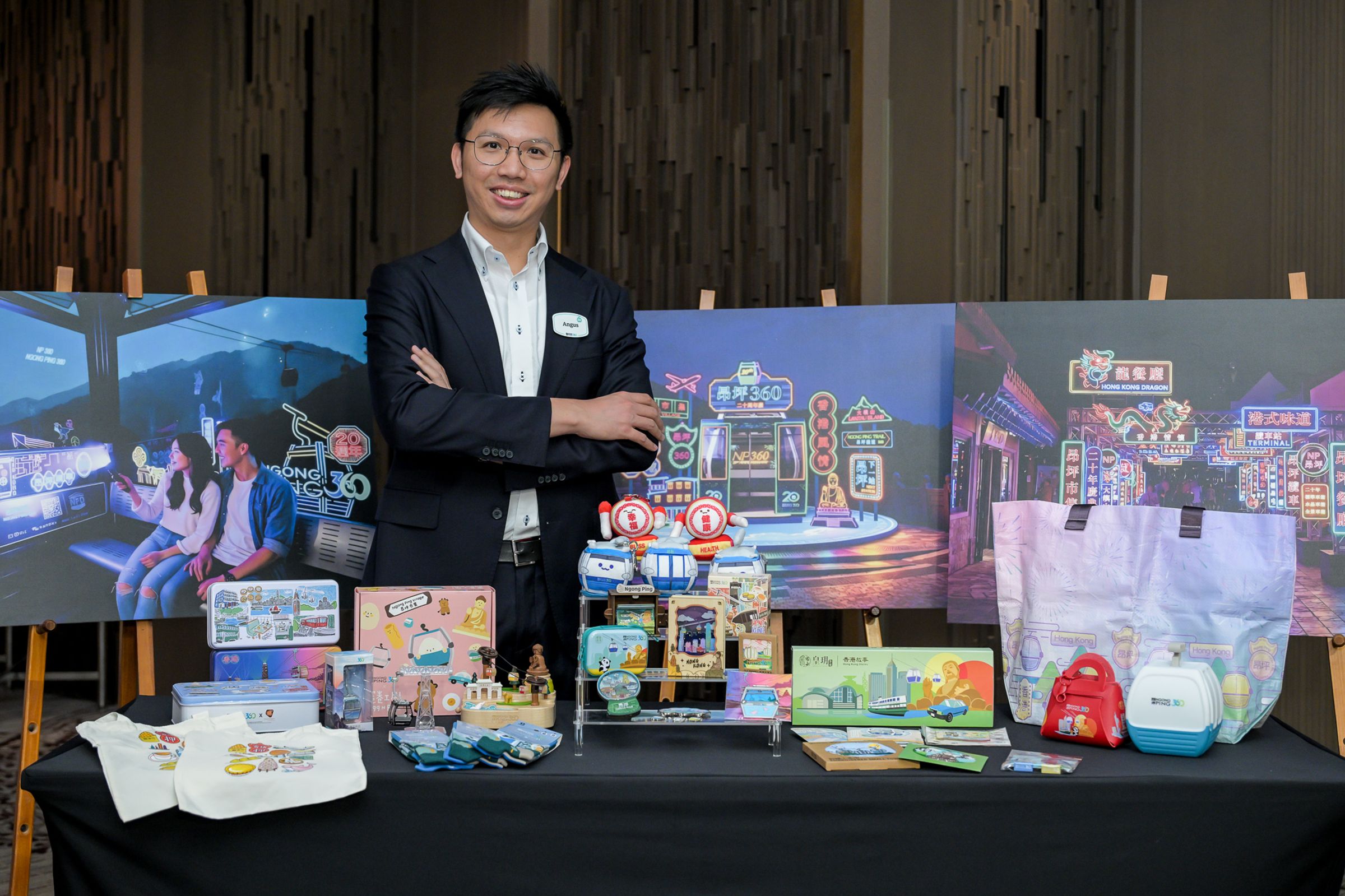 昂坪360的銷售及營收總管謝鈞宇來台表示，2025年到訪人次較前年成長約33%，顯見台灣旅客對昂坪360的青睞。（昂坪360提供）