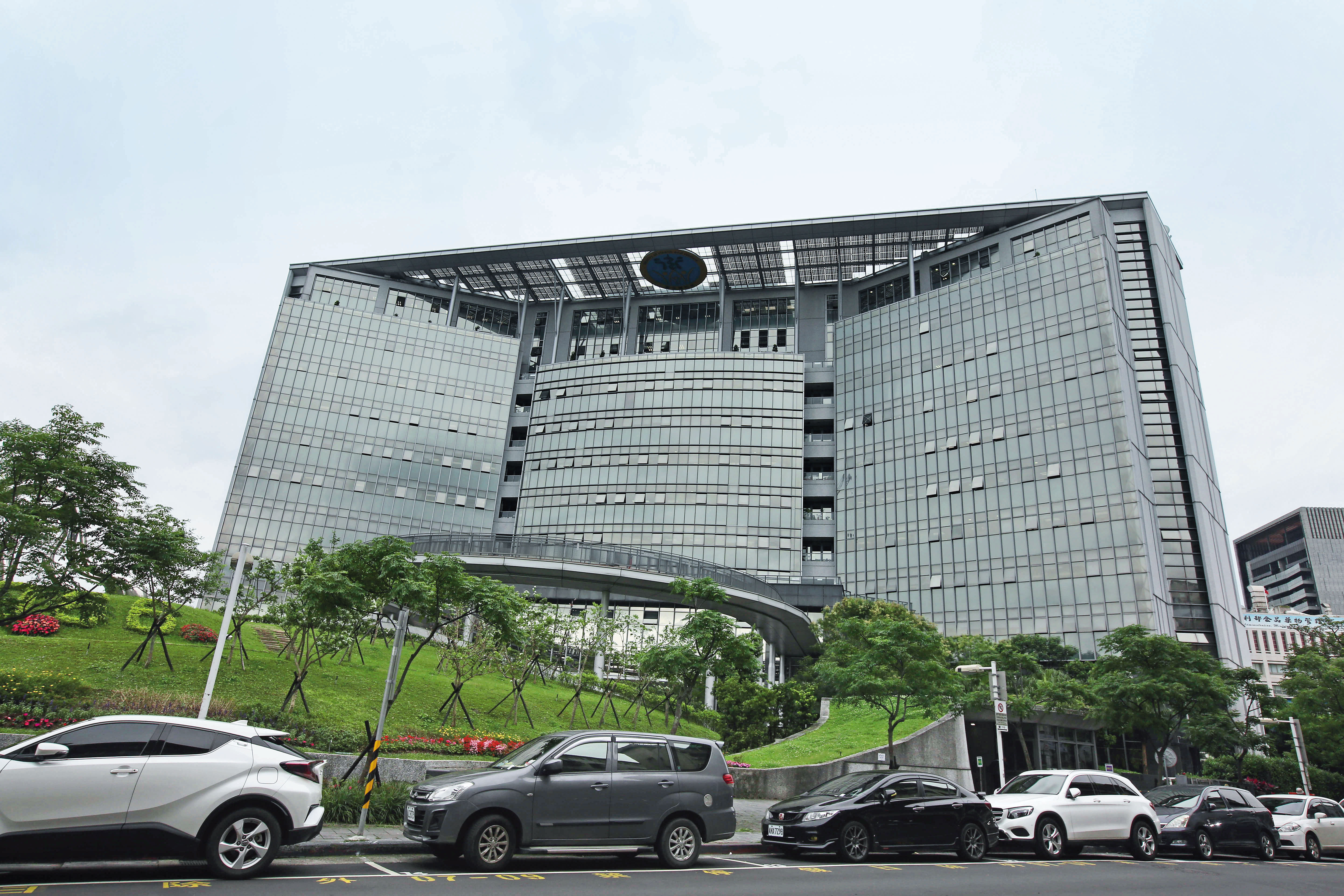 衛福部（圖）委託部立台北醫院招標的醫療資訊系統採購案，現爆出有以小綁大、圖利廠商之嫌。