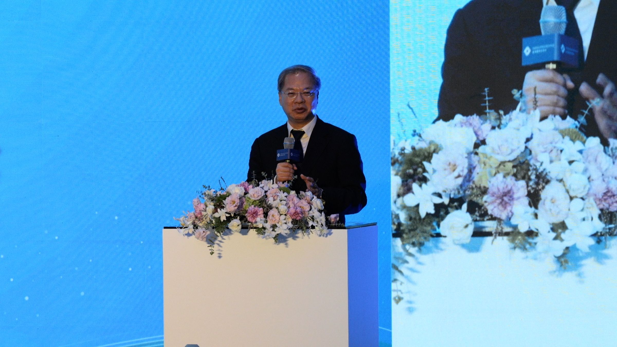 行政院秘書長龔明鑫上台致詞時表示,碳權交易將成為ESG的重要政策工具,台灣創新板則能為新創公司開啟資本市場的大門,期待看待未來台灣市場有更多值得投資的獨角獸企業。