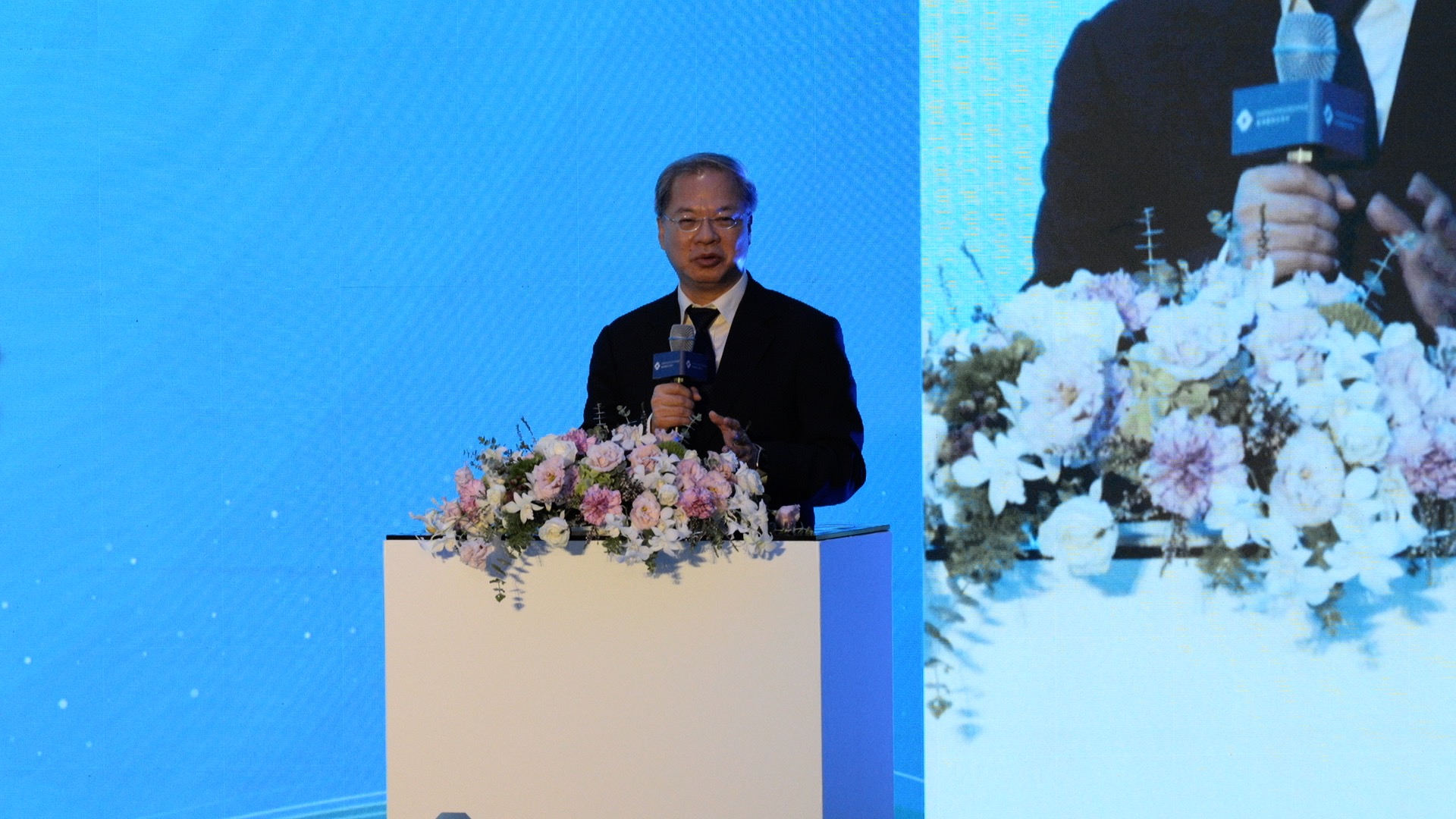 行政院秘書長龔明鑫上台致詞時表示,碳權交易將成為ESG的重要政策工具,台灣創新板則能為新創公司開啟資本市場的大門,期待看待未來台灣市場有更多值得投資的獨角獸企業。