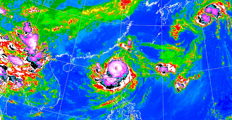 強烈颱風山陀兒來勢洶洶，澎湖縣政府宣布，今晚6點起停止上班、停止上課！（翻攝自中央氣象署網站）