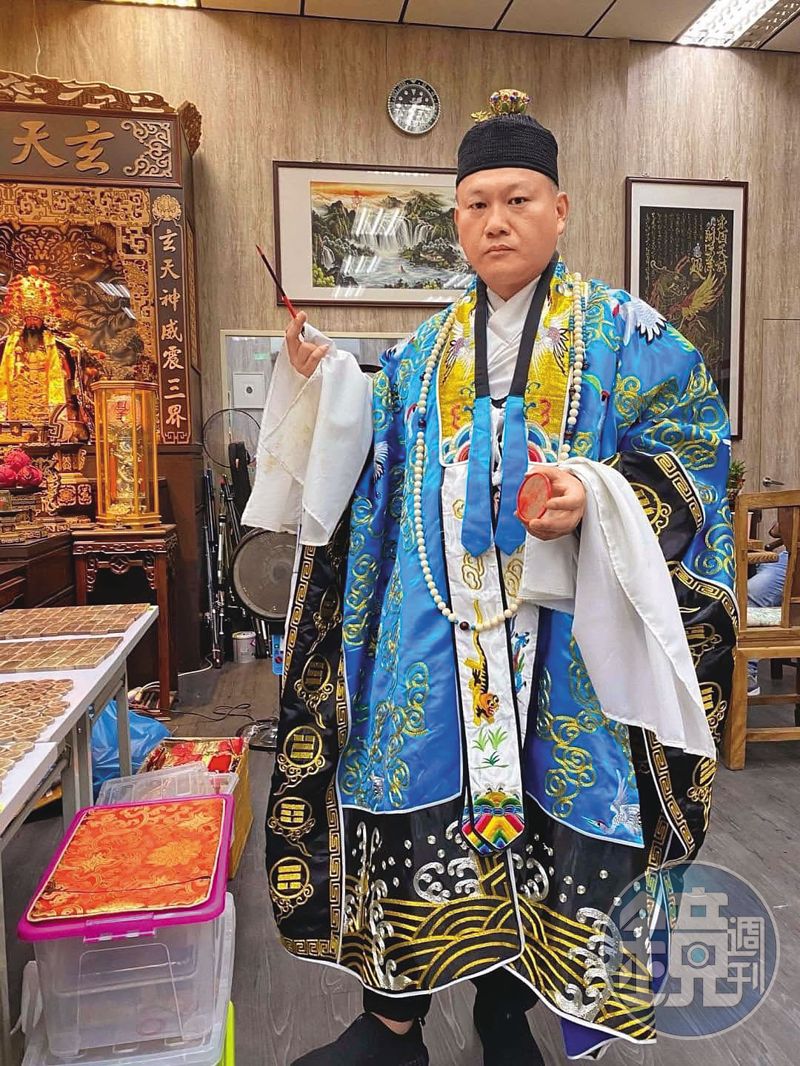 銅製 陽刻吉祥蝙蝠紋 指輪「光緒天寶足銀」銘 時代唐物 幅約3.1cm fabcb193-3fef-4fc2-847b-