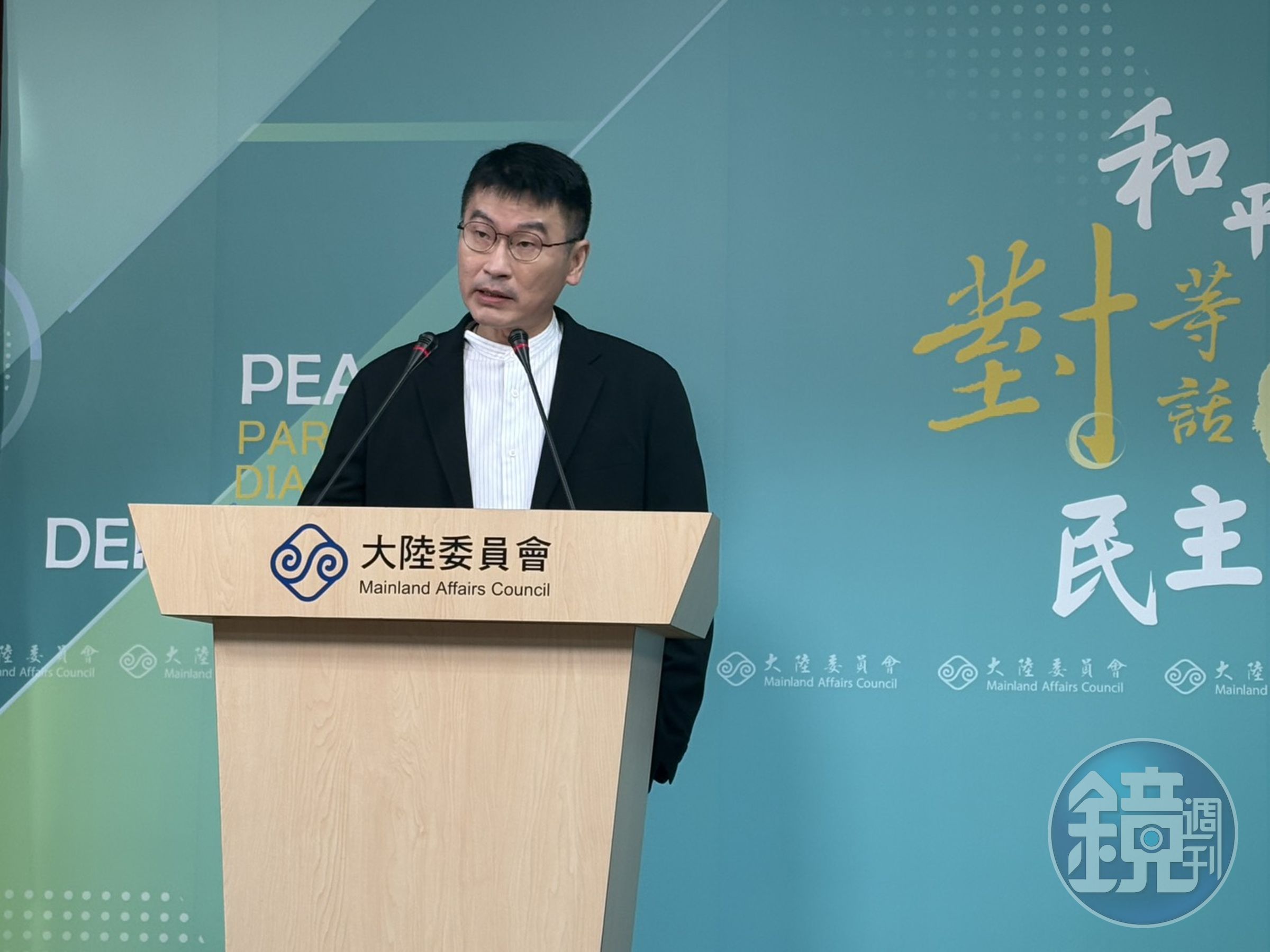 梁文傑在下午陸委會記者會中回應北車大廳性侵案。(曾盈瑜攝)