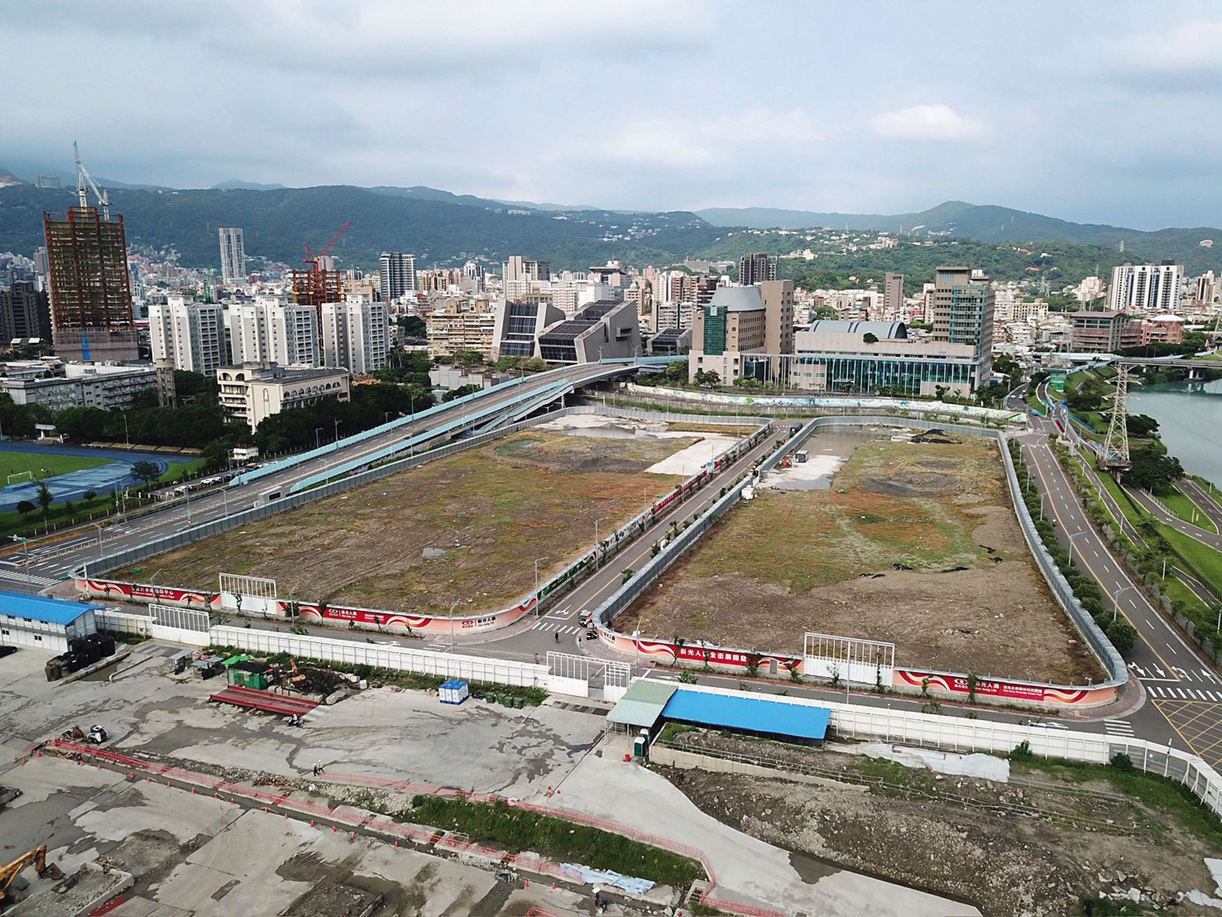輝達看中原先新壽標下的T17、T18土地,但現在還有2關卡要通過。(鏡報新聞網李智為)