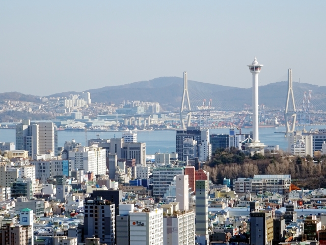網友在釜山機場發現許多日本客瘋湧去南韓玩，好奇日本人為何選擇韓國旅遊不選台灣。（示意圖，photoAC）