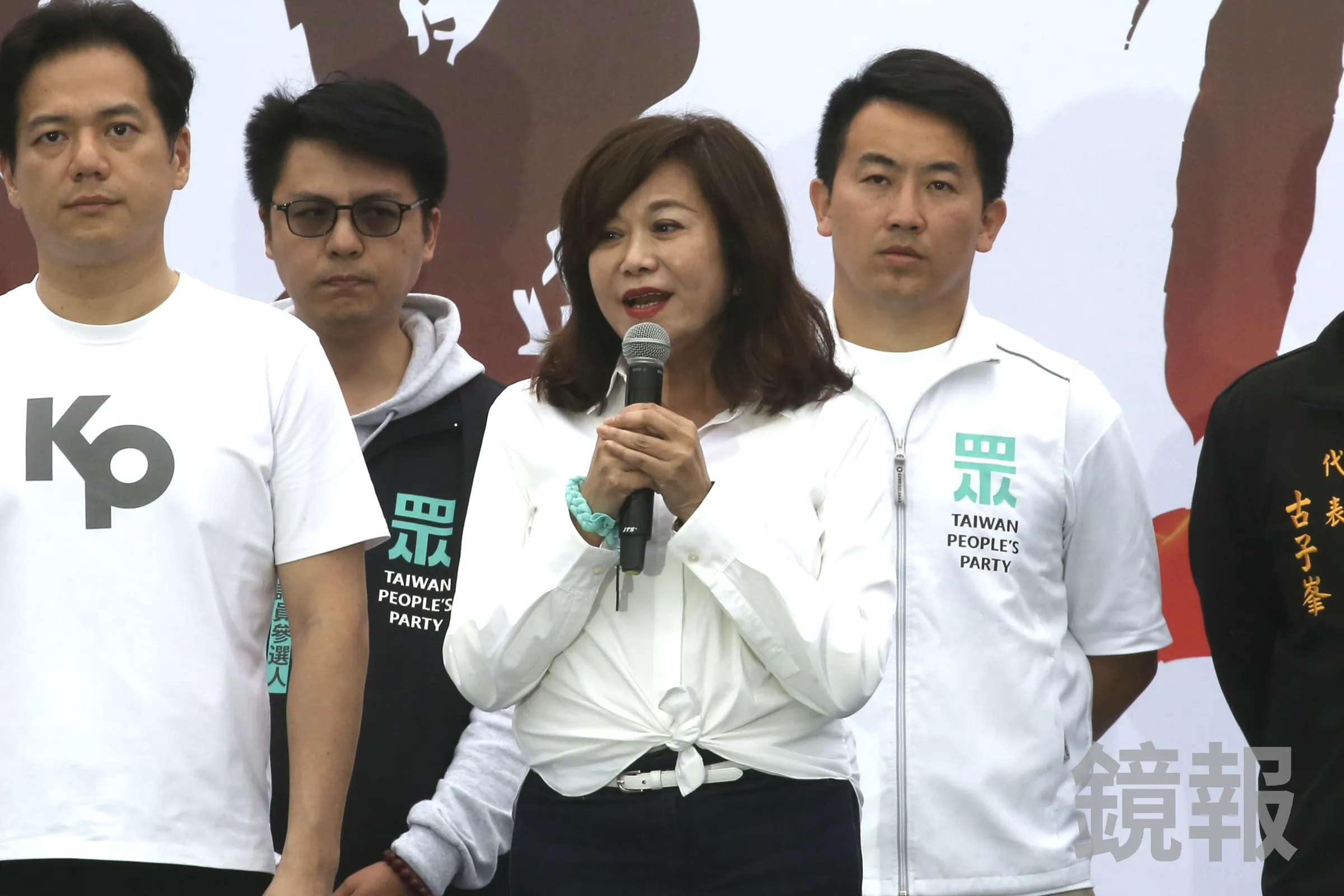 不滿竹北藍白破局,基隆副市長邱佩琳開轟徐欣瑩:「把白色當笨蛋」。(鏡報董孟航)