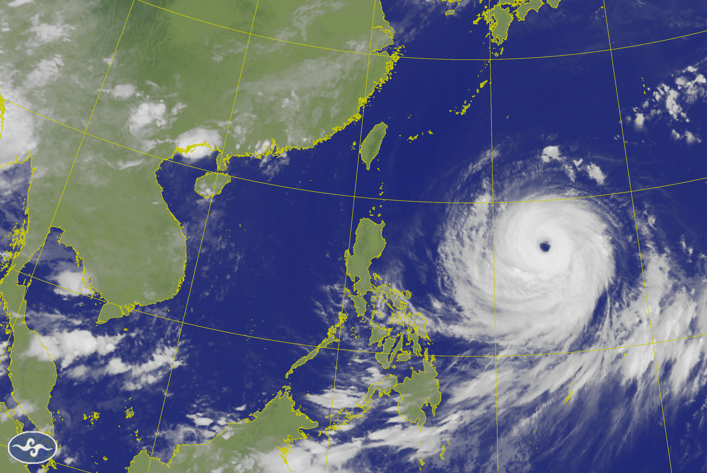 強颱巴威衛星雲圖顯示，水氣相當充沛。（翻攝氣象署）