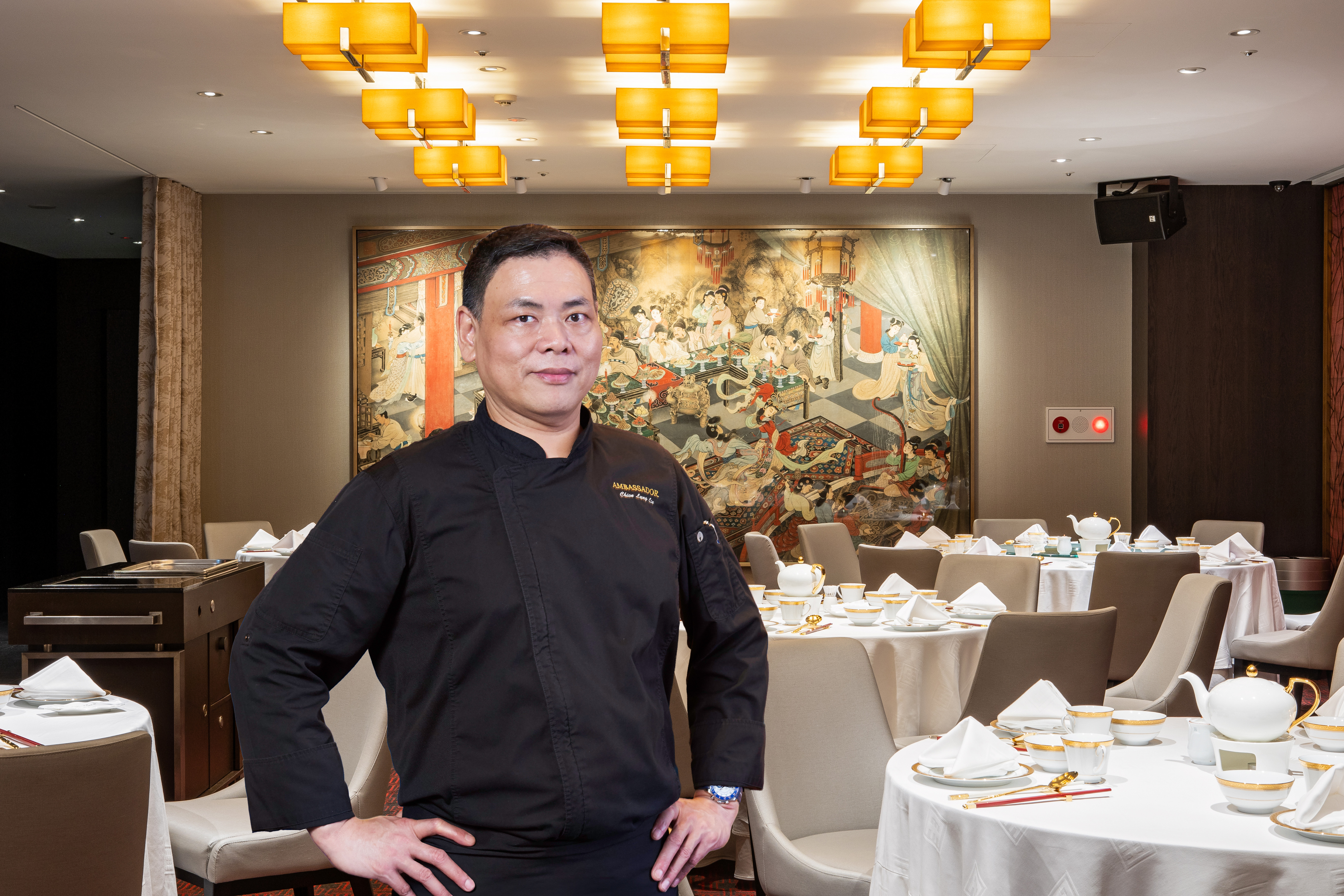 國賓中餐廳五星級飯店行政總主廚林建龍,率領主廚團隊全新推出「盛夏清饗」。