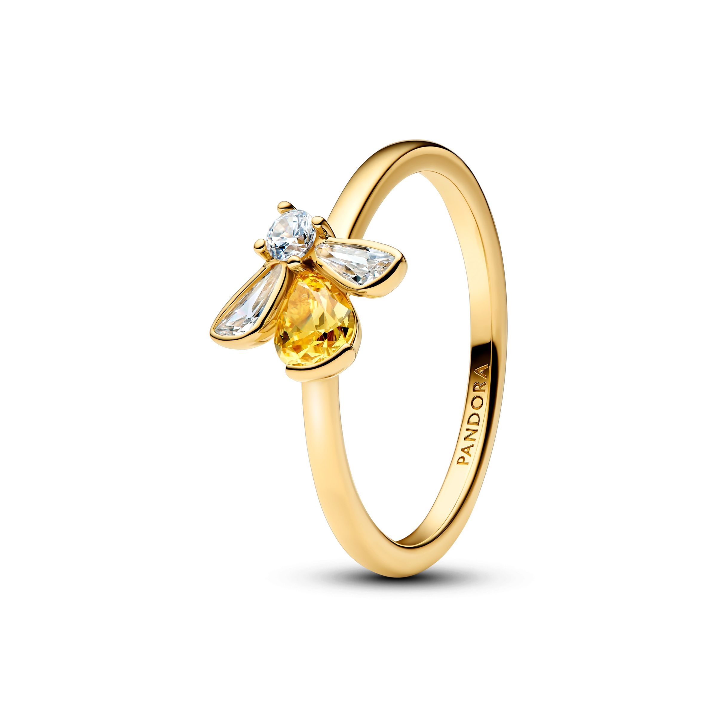 鎏金蜜蜂戒指。NT$3,680(PANDORA提供)