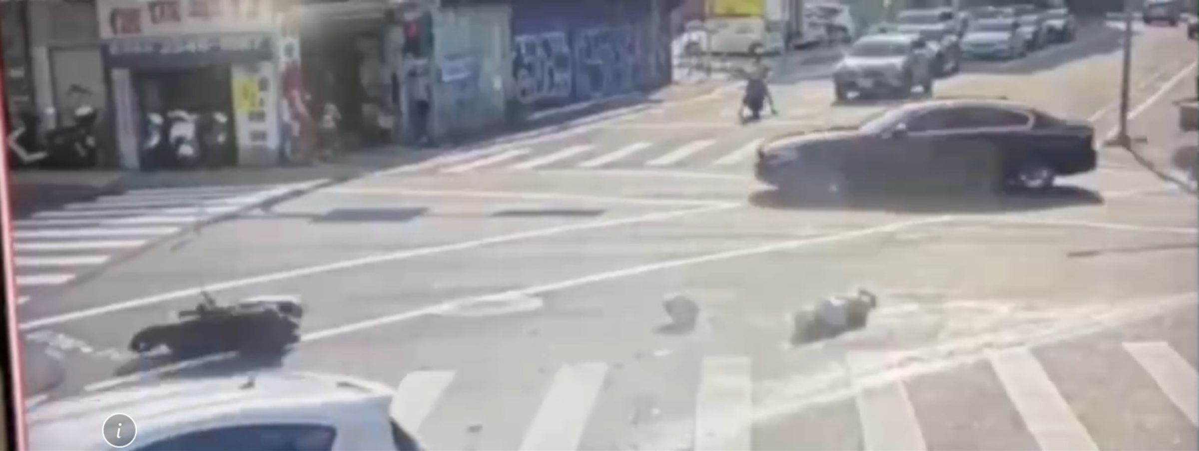 羅男肇事後下車查看，但林女躺臥在地已沒有意識。（翻攝畫面）