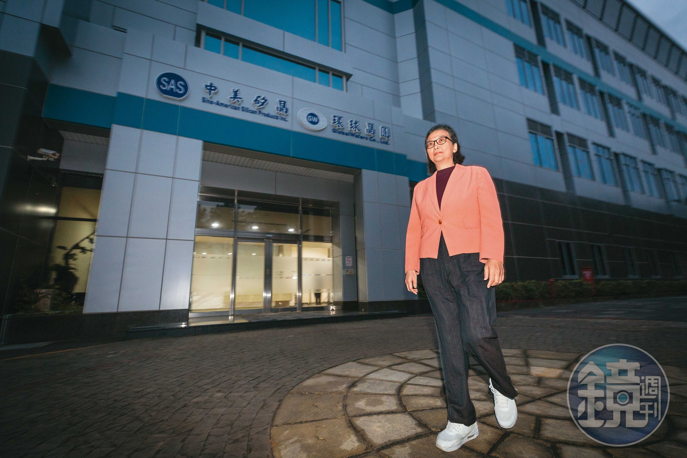徐秀蘭以自律工作的「拚命三娘」為人所知,每天凌晨4點前起床,常常天還沒亮就到公司。