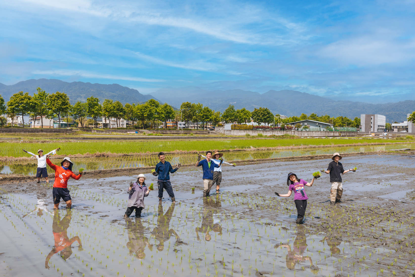 從台灣各地甚至香港來的學員，都在努力學習成為一位合格的農夫。