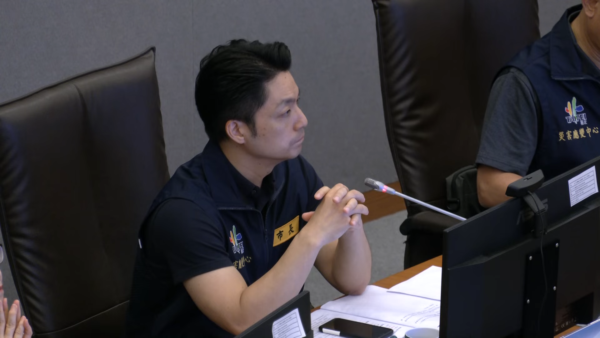 「巴威颱風暫被陽明山擋住」台北風雨最劇烈時間點曝光！　蔣萬安急開會示警