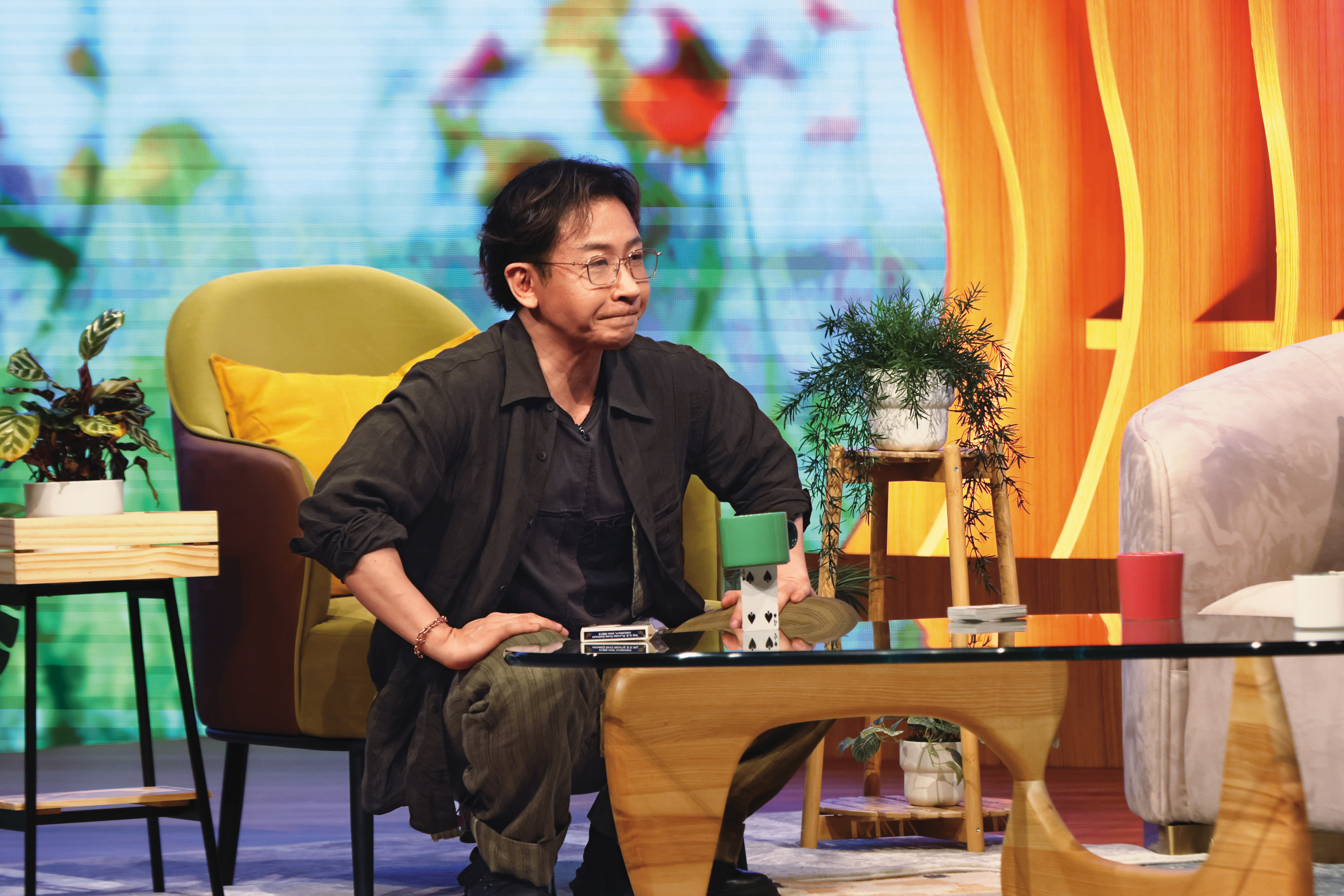 8/23 16：02 睽違15年錄製台綜，劉謙的神情仍有點緊張。