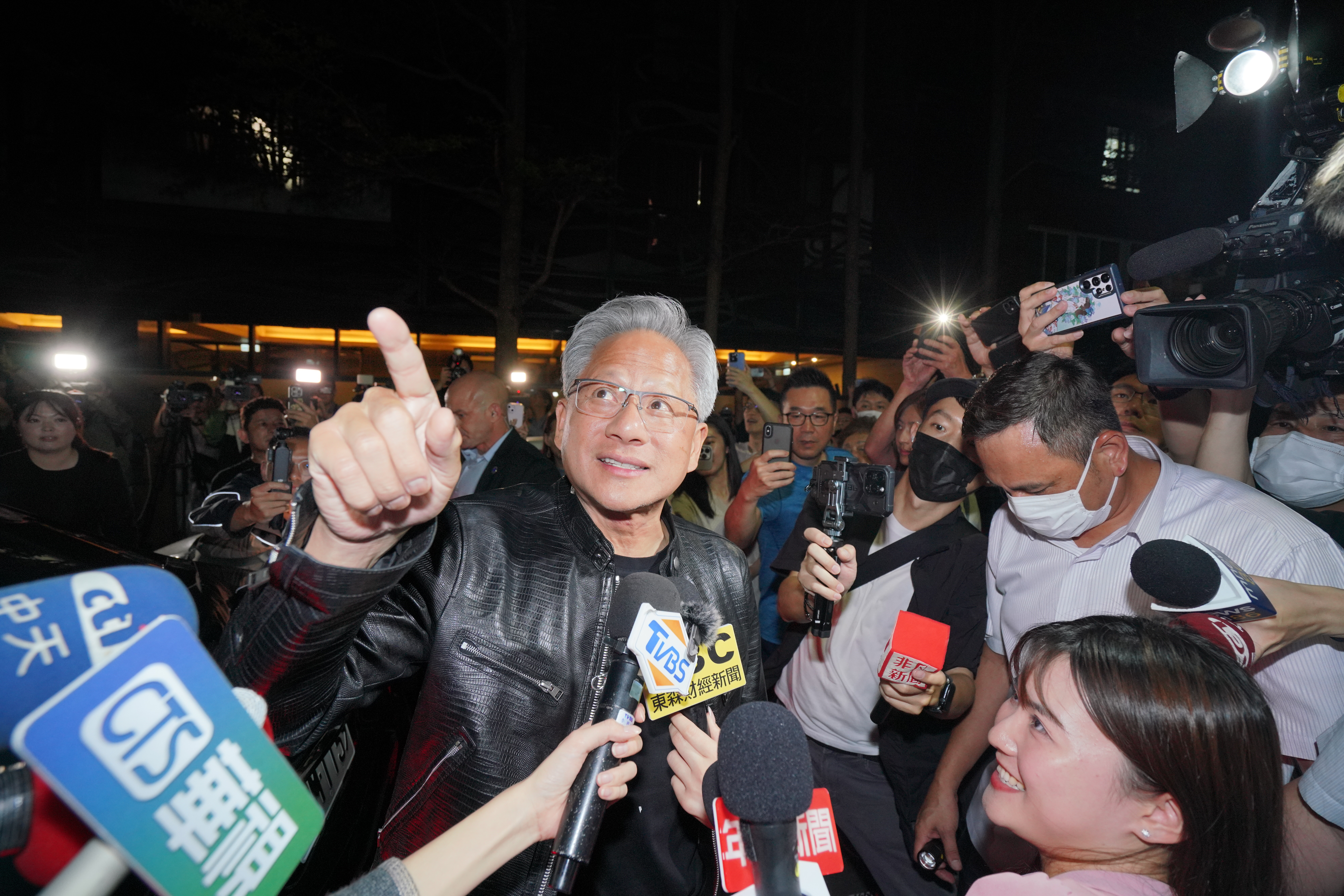 輝達將人型機器人視為AI新戰場，研揚也有所布局。(圖為輝達執行長黃仁勳)