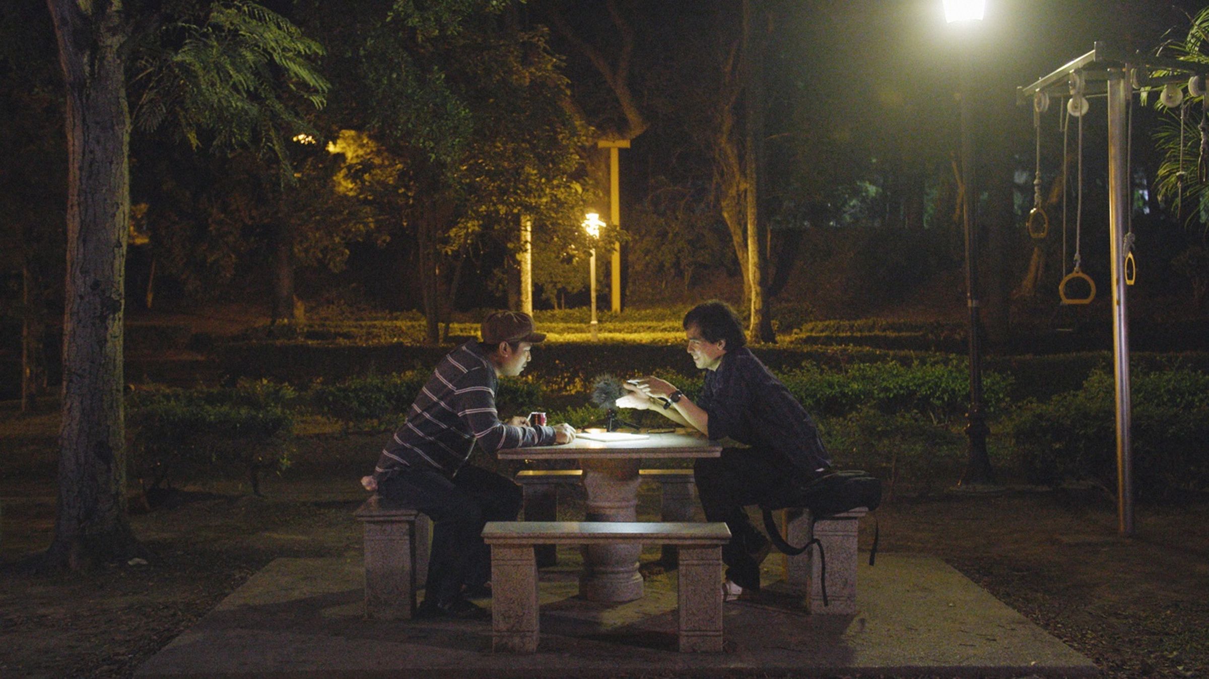 蘇育賢執導的《公園》日前在阿姆斯特丹國際紀錄片影展(IDFA)獲得傑出藝術貢獻獎,該片將於TIDF巡迴展花蓮場放映。(TIDF提供)