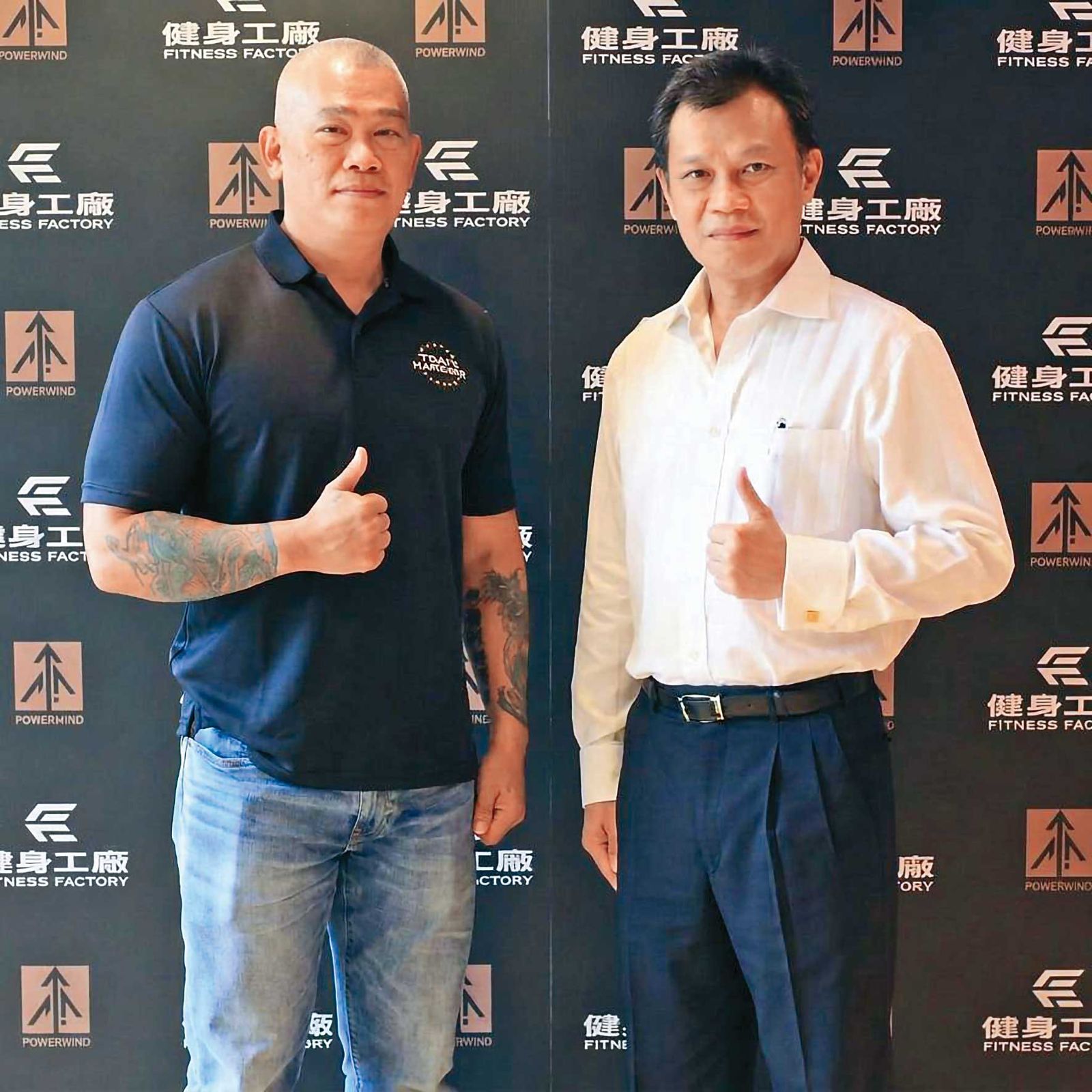 哥哥陳尚義(右)過去在外商半導體公司工作,回台後,幫助創立健身工廠的弟弟陳尚文(左)進軍資本市場。(柏文健康提供)