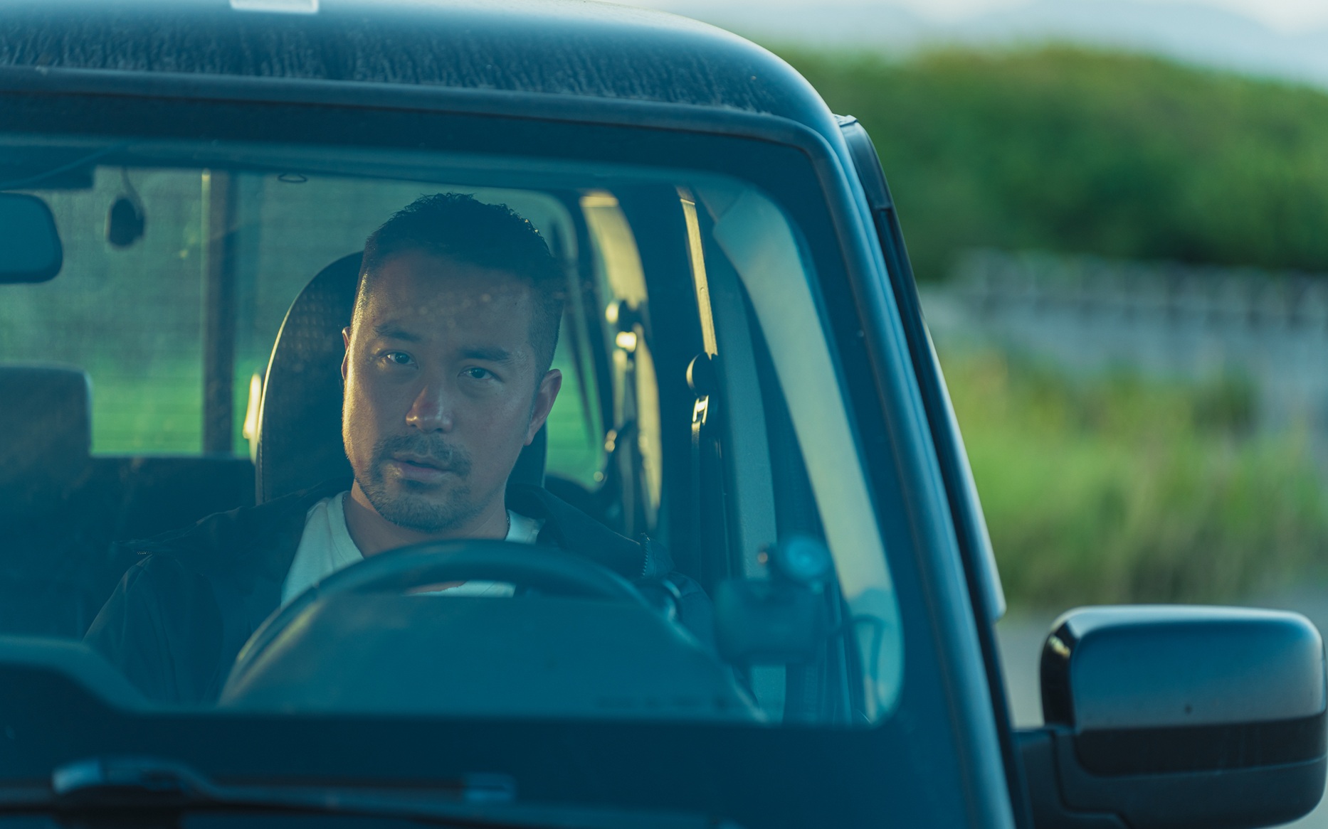 張孝全在《器子》展現了動作與情感的雙重面向，深獲好評。（華映娛樂提供）