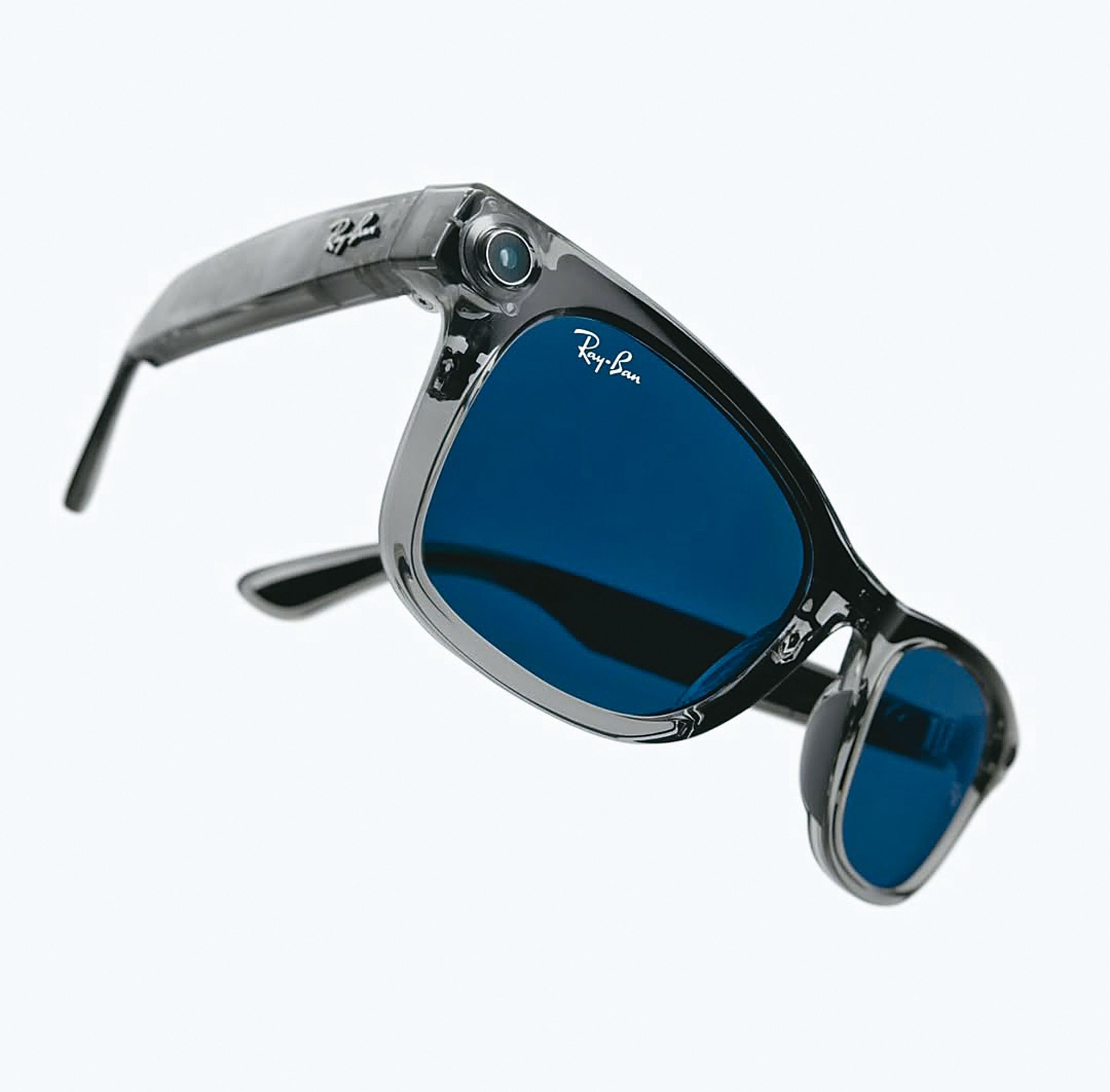 Ray-Ban Meta Wayfarer可透過語音指令解鎖功能,讓數位生活更加輕鬆便利。(翻攝自Ray-Ban IG)