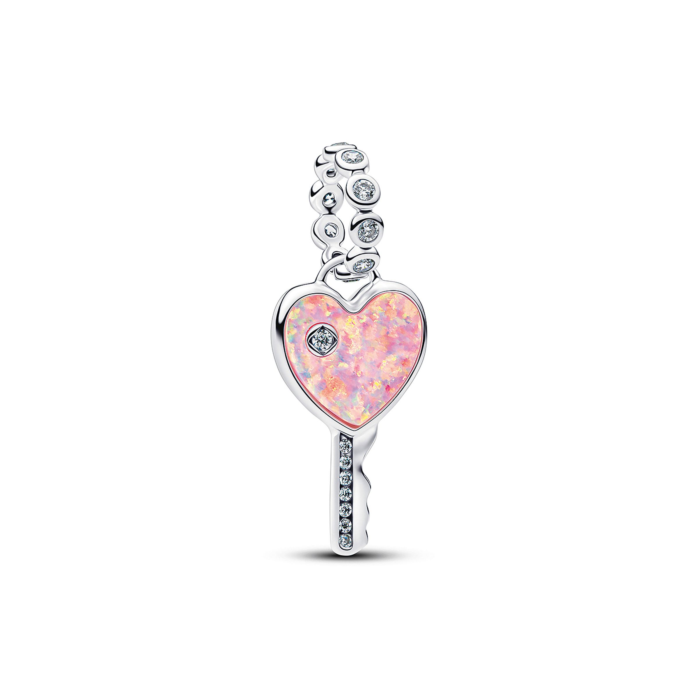 幻彩心形鑰匙吊飾	 NT$2,880（PANDORA提供）