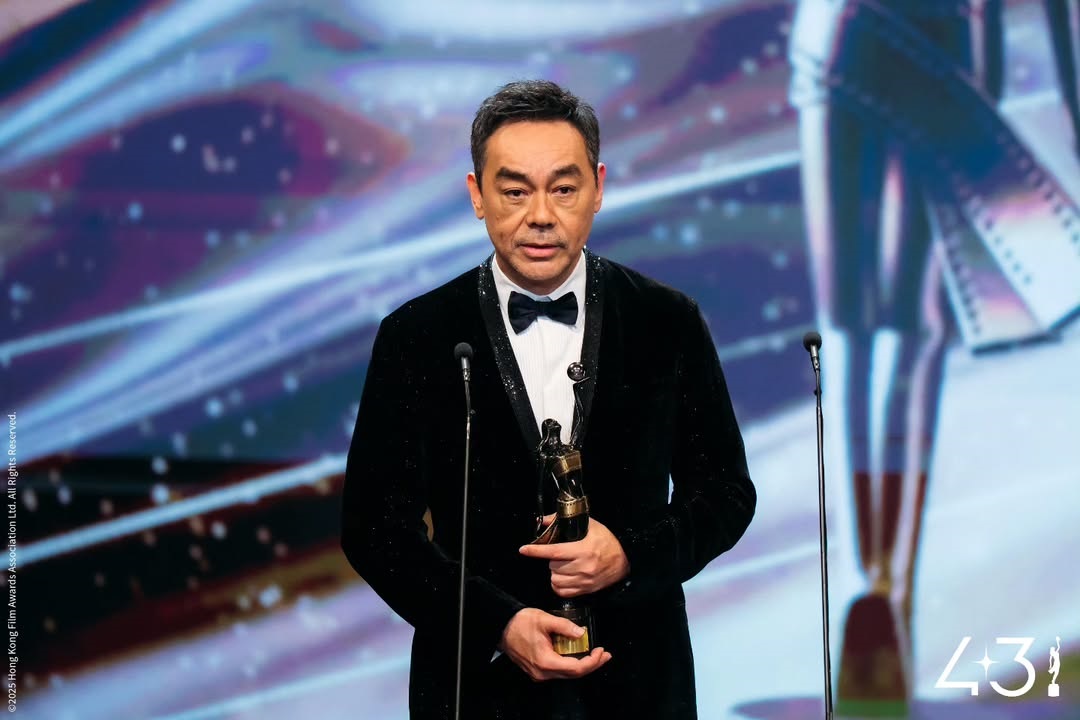 劉青雲僅隔一年又憑《爸爸》稱帝,這是他第4次在香港影壇登上影帝大位。(香港電影金像獎IG)
