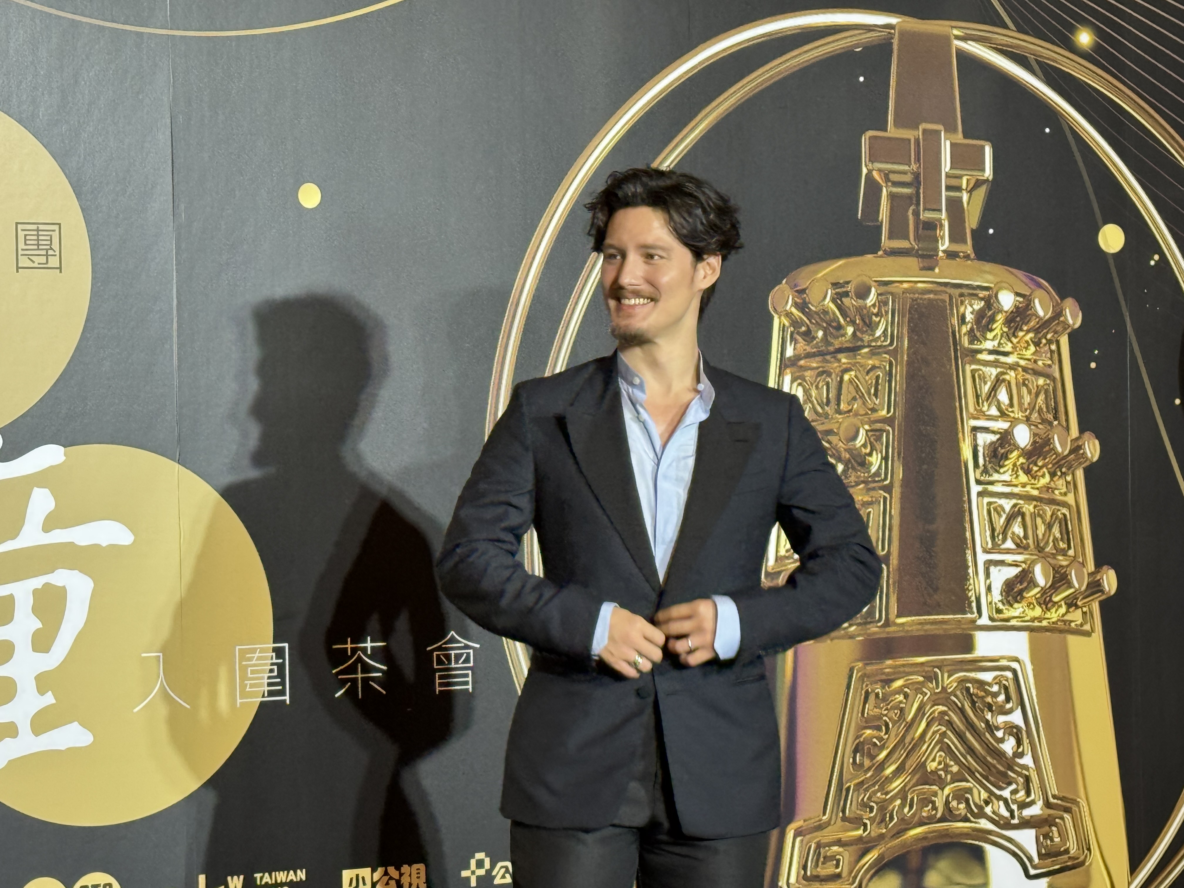 周厚安新婚運氣旺，一口氣入圍兩項金鐘獎。