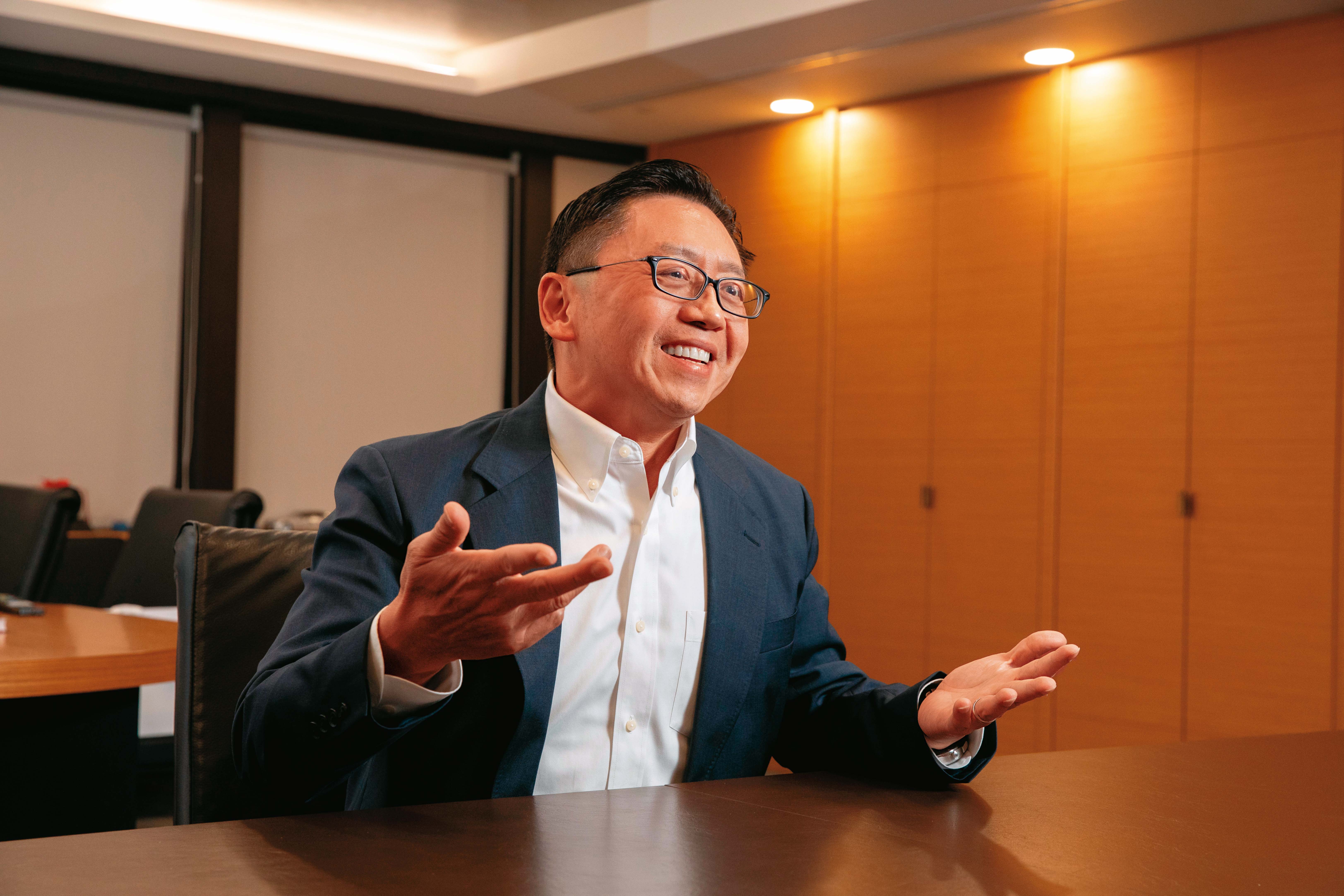 和泰汽車年底將引進豐田氫能巴士，蘇純興認為最潔淨的氫能才是商用車最佳解方。