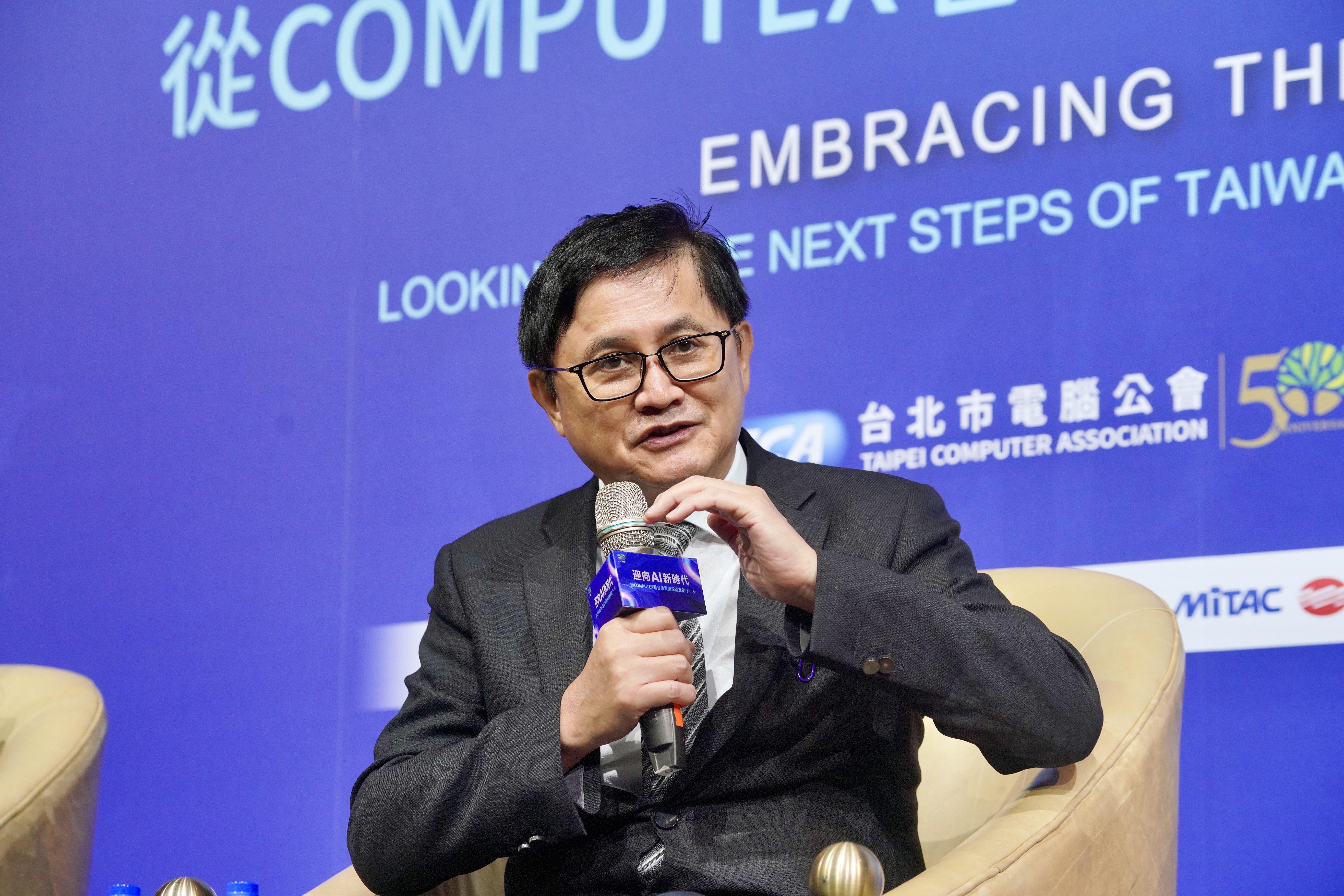 和碩董事長童子賢談台灣頻跳電及少吹冷氣省電一事發表看法，讓部分媒體下標說是嗆聲。（本刊資料照）