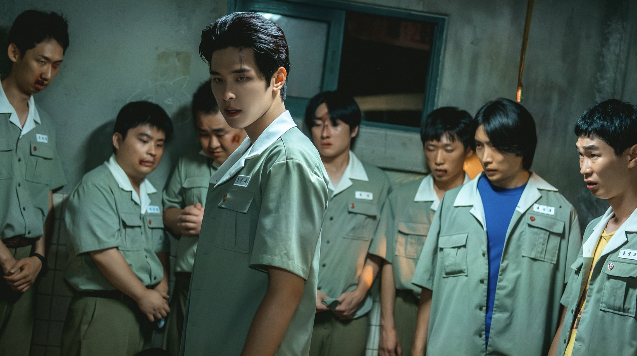 李施優在《少年時代》扮打架王，還特地去考摩托車執照。（龍華提供）