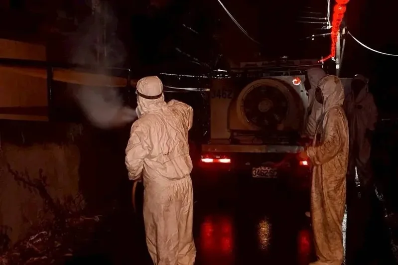 案例場仍被驗出2處陽性，中市府連忙加強清消作業。（台中市政府提供）