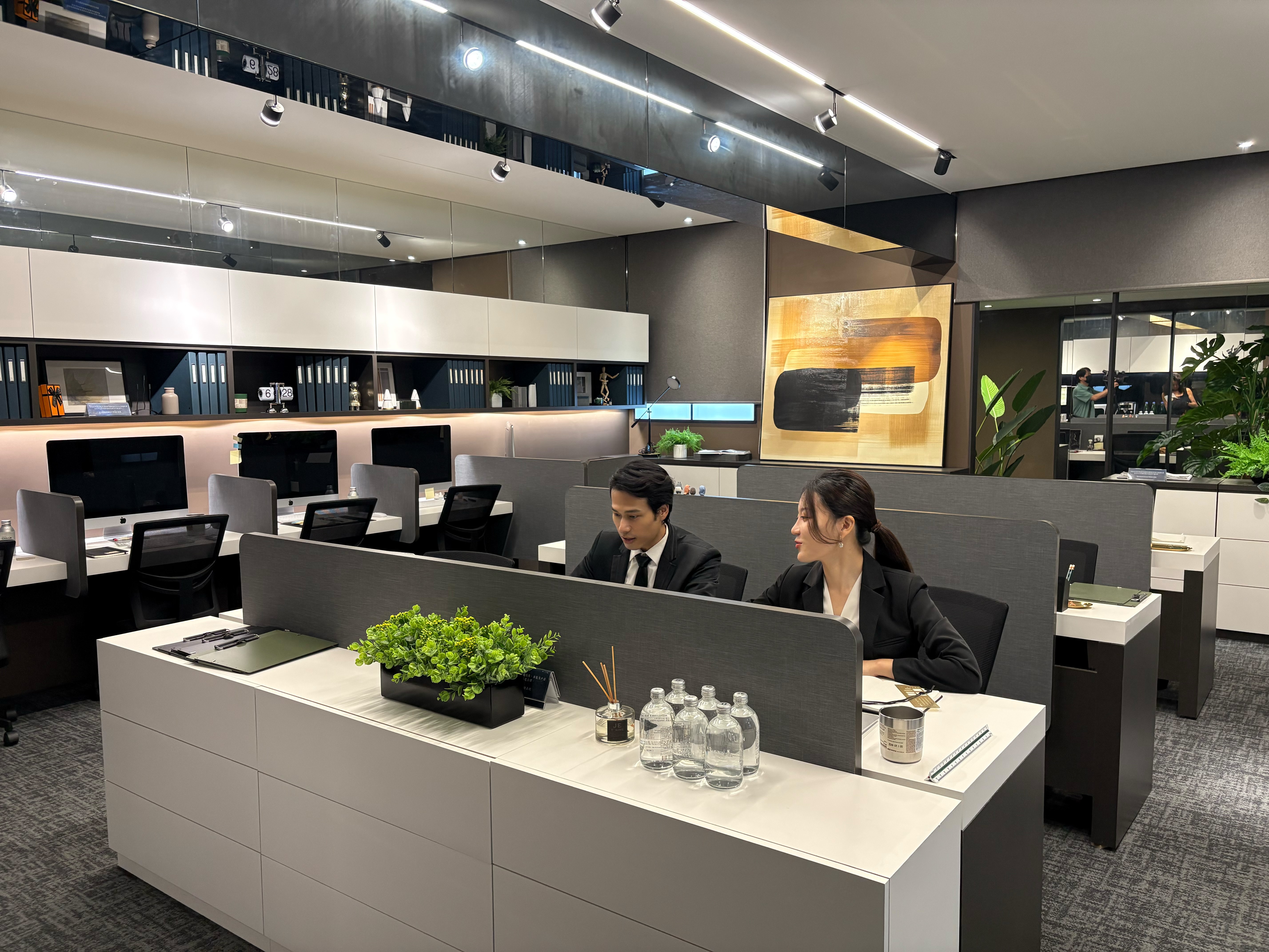 建商龍頭興富發瞄準微型商辦市場，推出「市政壹號廣場」。