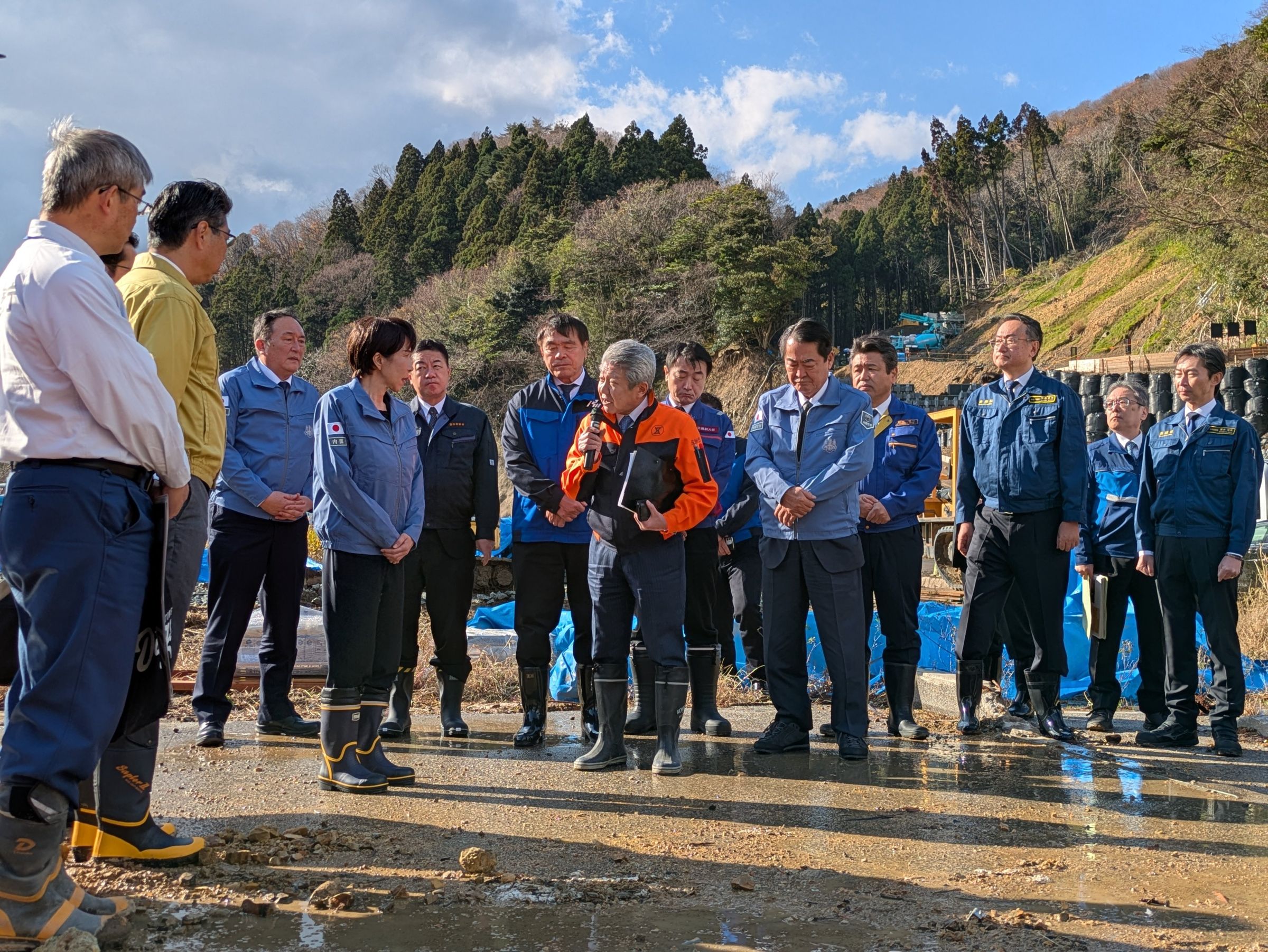 高市早苗7日首次以日本首相身份前往石川縣能登半島。(翻攝自高市早苗 X)