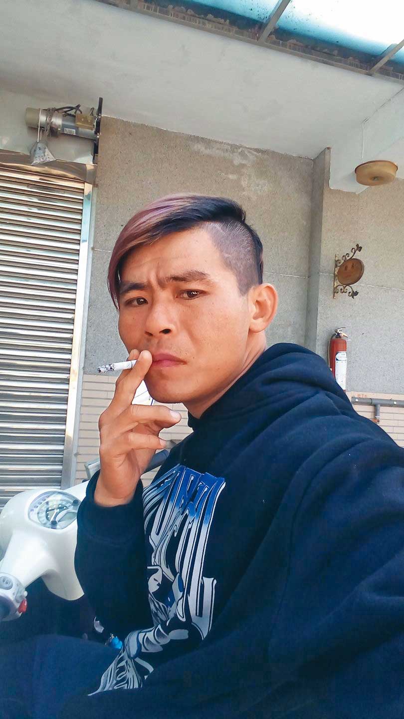 王男老家位於高雄林園，國中畢業後就在地方遊蕩瞎混，犯罪前科累累。（翻攝臉書）