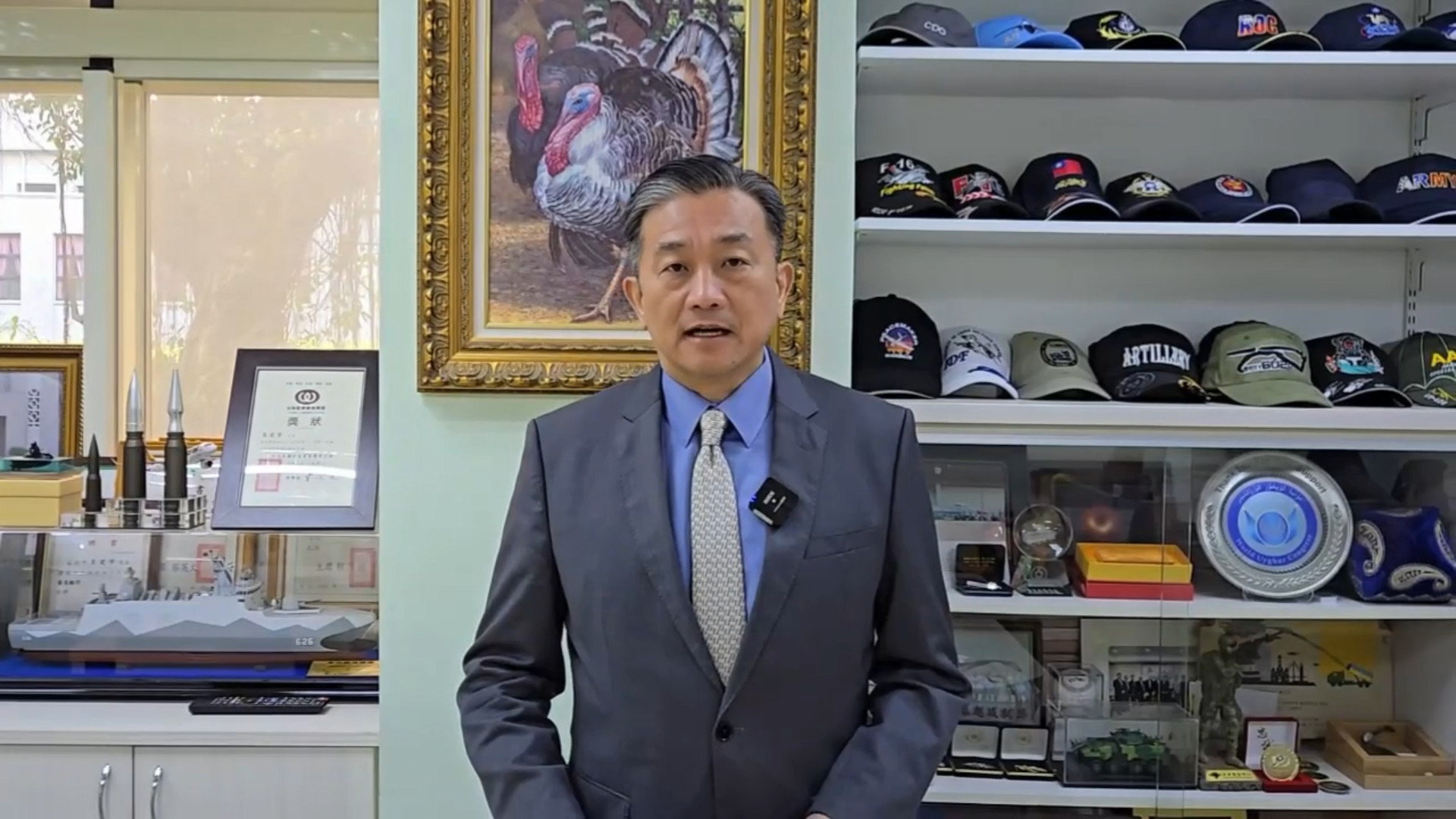 王定宇表示葛斯齊欠他與家人一個道歉。（王定宇國會辦公室提供）