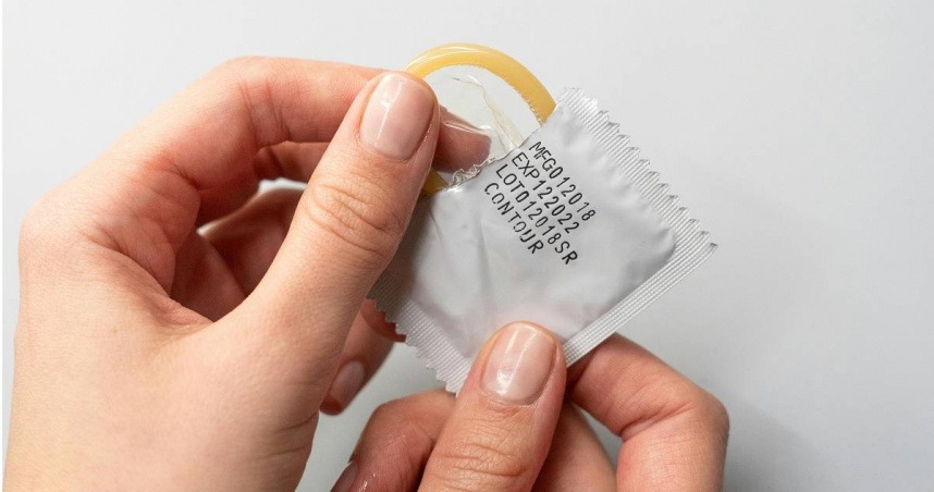 有醫師表示，曾經遇過一群大學生及社會人士等人組團到門診求篩檢，原來他們組成打砲團，其中一人發現篩檢陽性。（翻攝自Pexels）