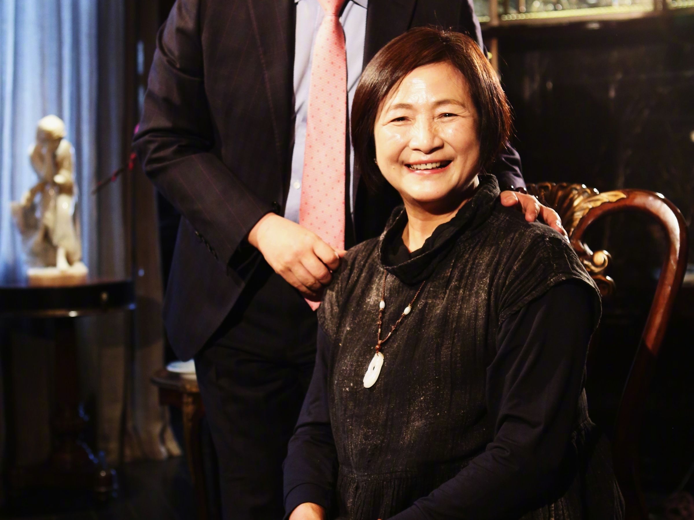 知名演員鄭佩佩今驚傳過世，過去曾演活華夫人、碧眼狐狸等角色。（翻攝自可凡傾聽微博）