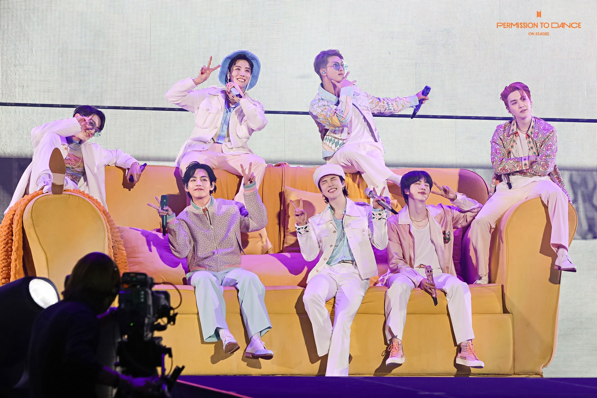 南韓天團防彈少年團確定今年11月在高雄連續舉辦3場大型演唱會。（翻攝自BTS臉書）