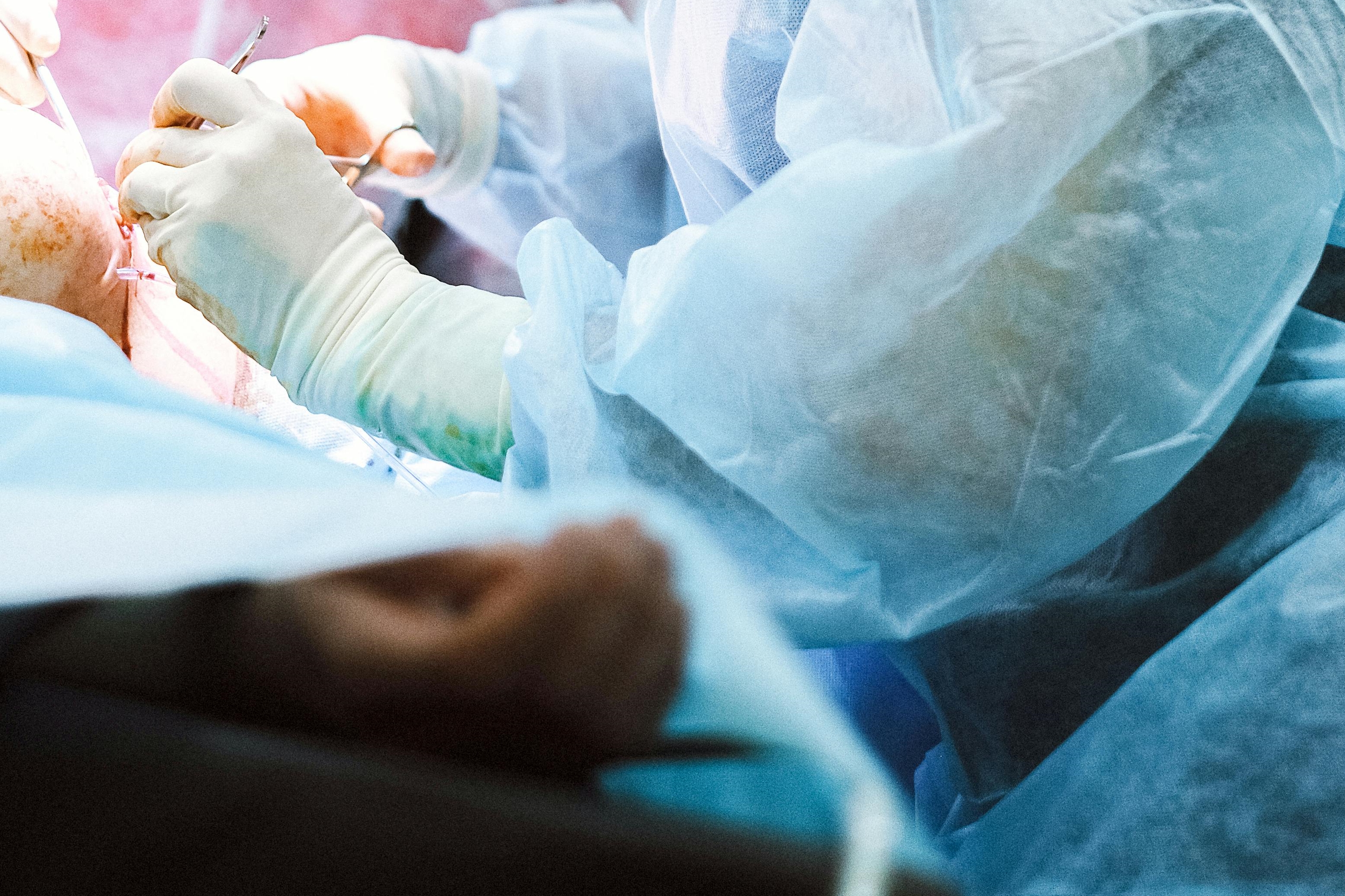 北韓迎來連日超過30度的炎熱天氣，一對母女夜宿廣場散熱遭逢悲劇。示意圖非當事人（pexels提供）