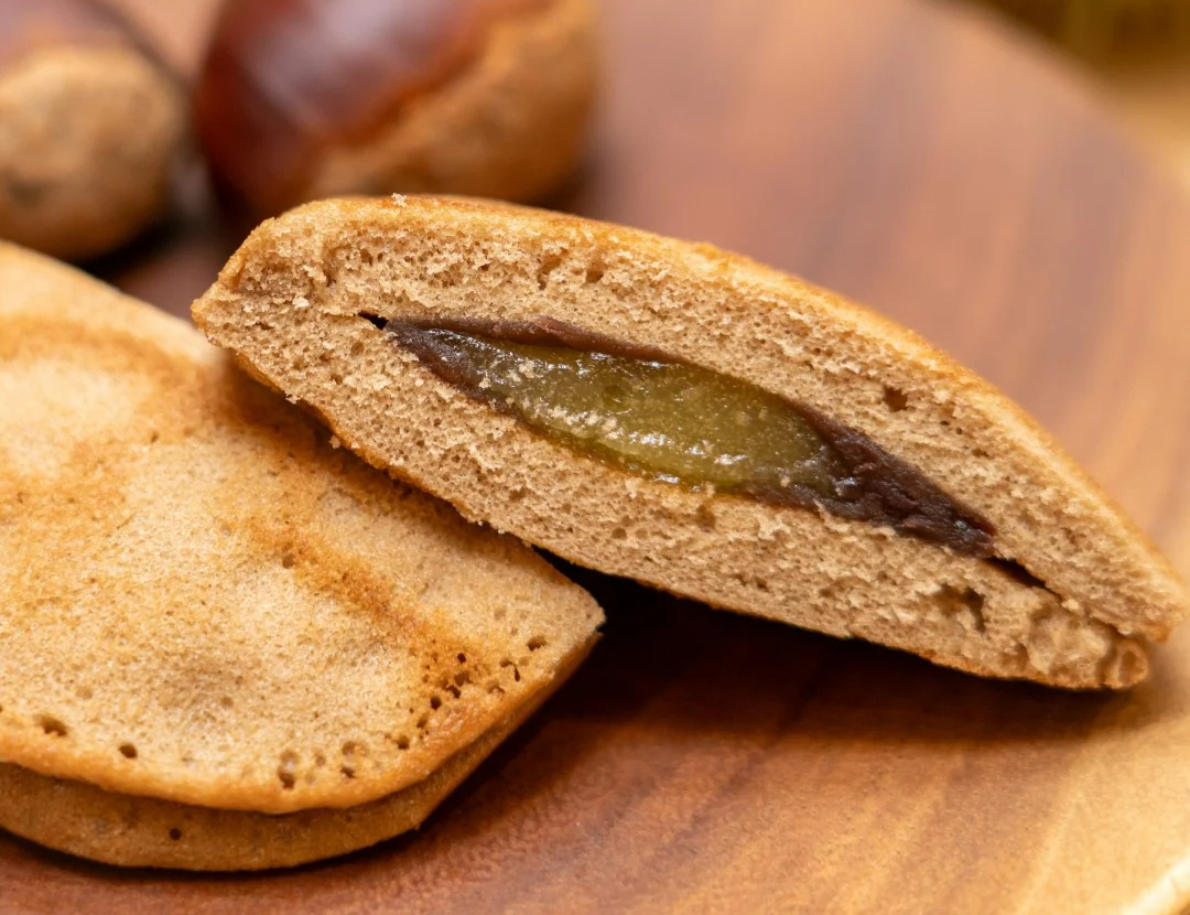 無印良品「麻糬烤栗子銅鑼燒」恐混異物，宣布自主召回。（翻攝日本無印良品X）