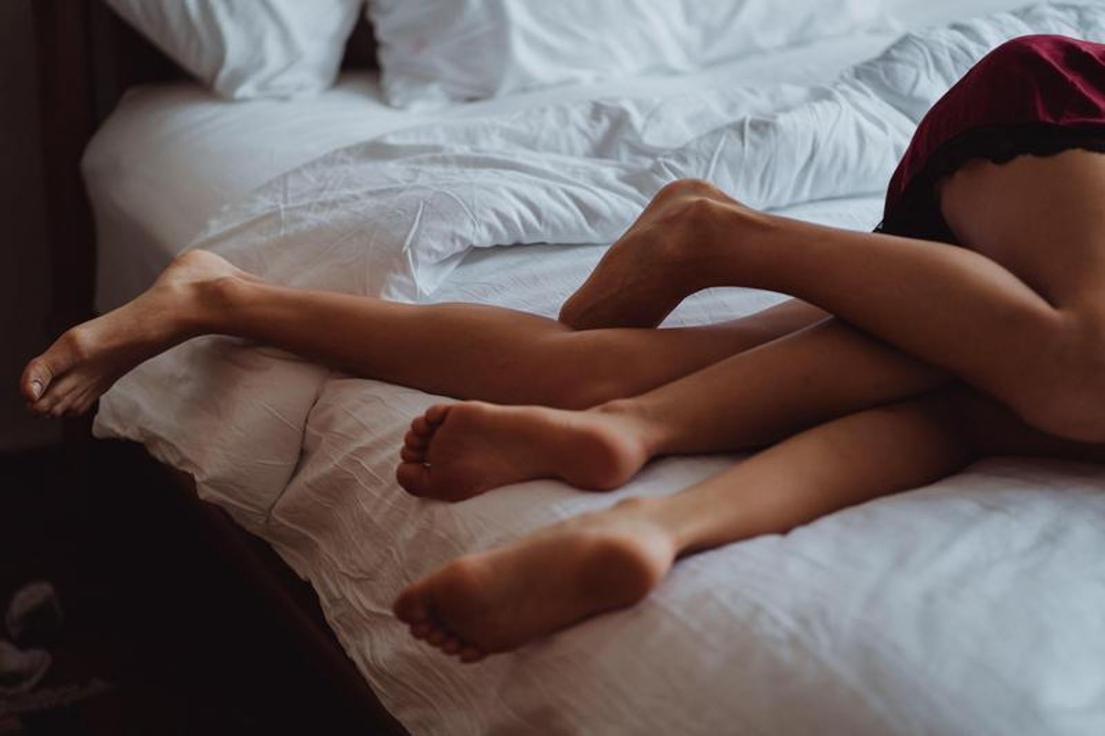 返家驚嬌妻衣衫不整!怒告陌生男性侵 檢調查揭「侵犯現場真相」人夫大受打擊再提告