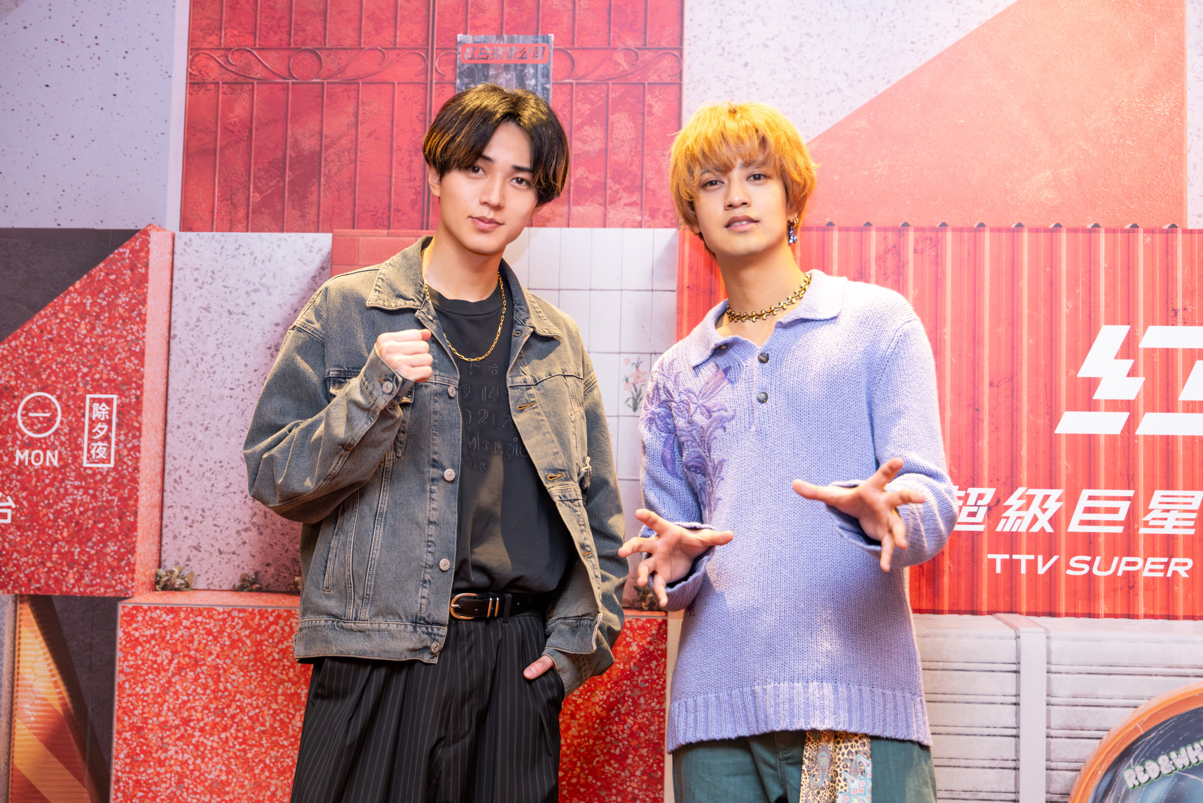 King & Prince 成員 永瀨廉 與 高橋海人接受台媒訪問。(環球音樂提供)