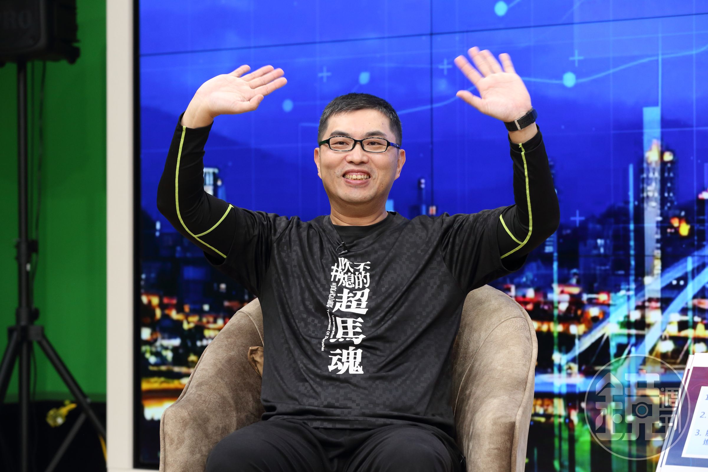 投資達人王仲麟在《錢鏡你家》節目中分享紅包放大術。