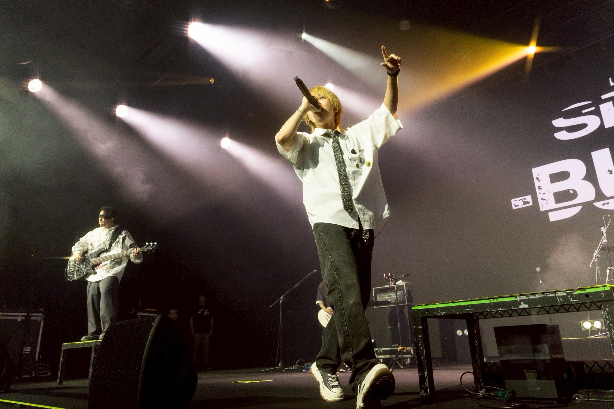 日本搖滾樂團SPYAIR今（13日）在Legacy TERA開唱，大聊10年前對臭豆腐的印象。（梵思娛樂提供）