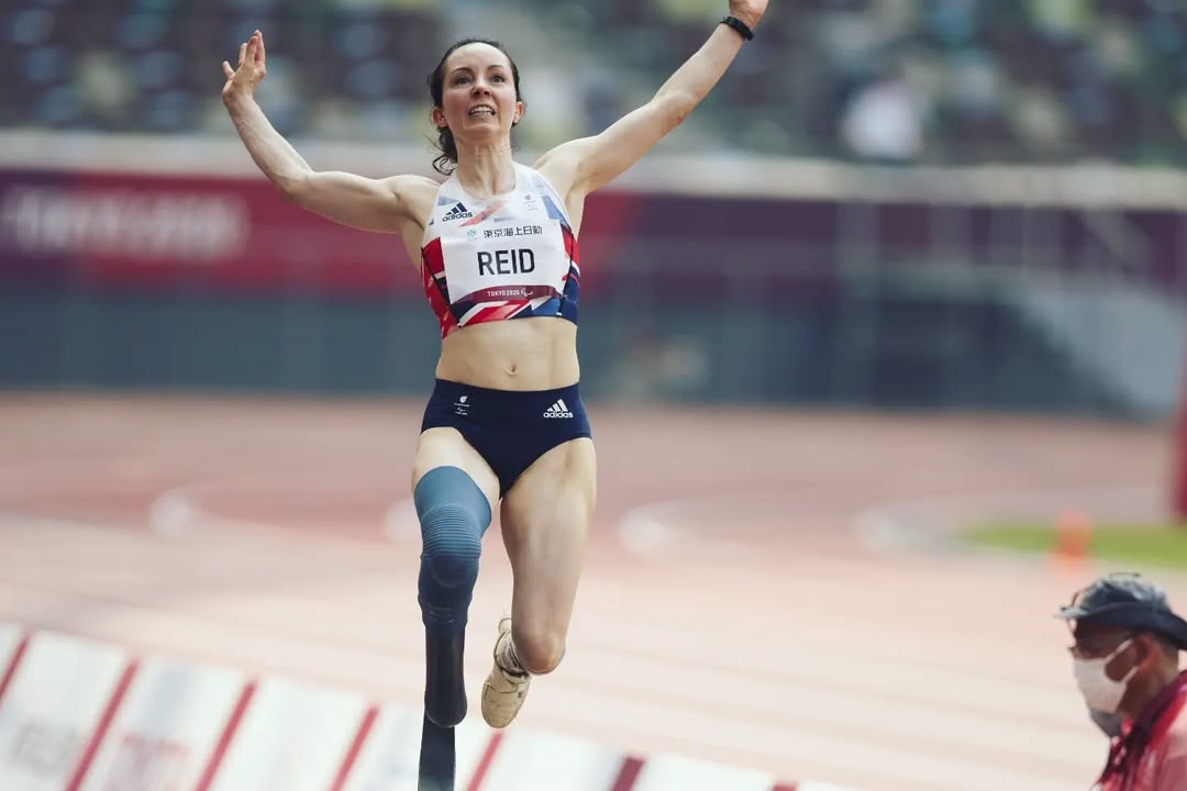 前田徑名將里德公開呼籲國際運動品牌應全面推動「單鞋販售」。（翻攝自runjumpstefreid IG）