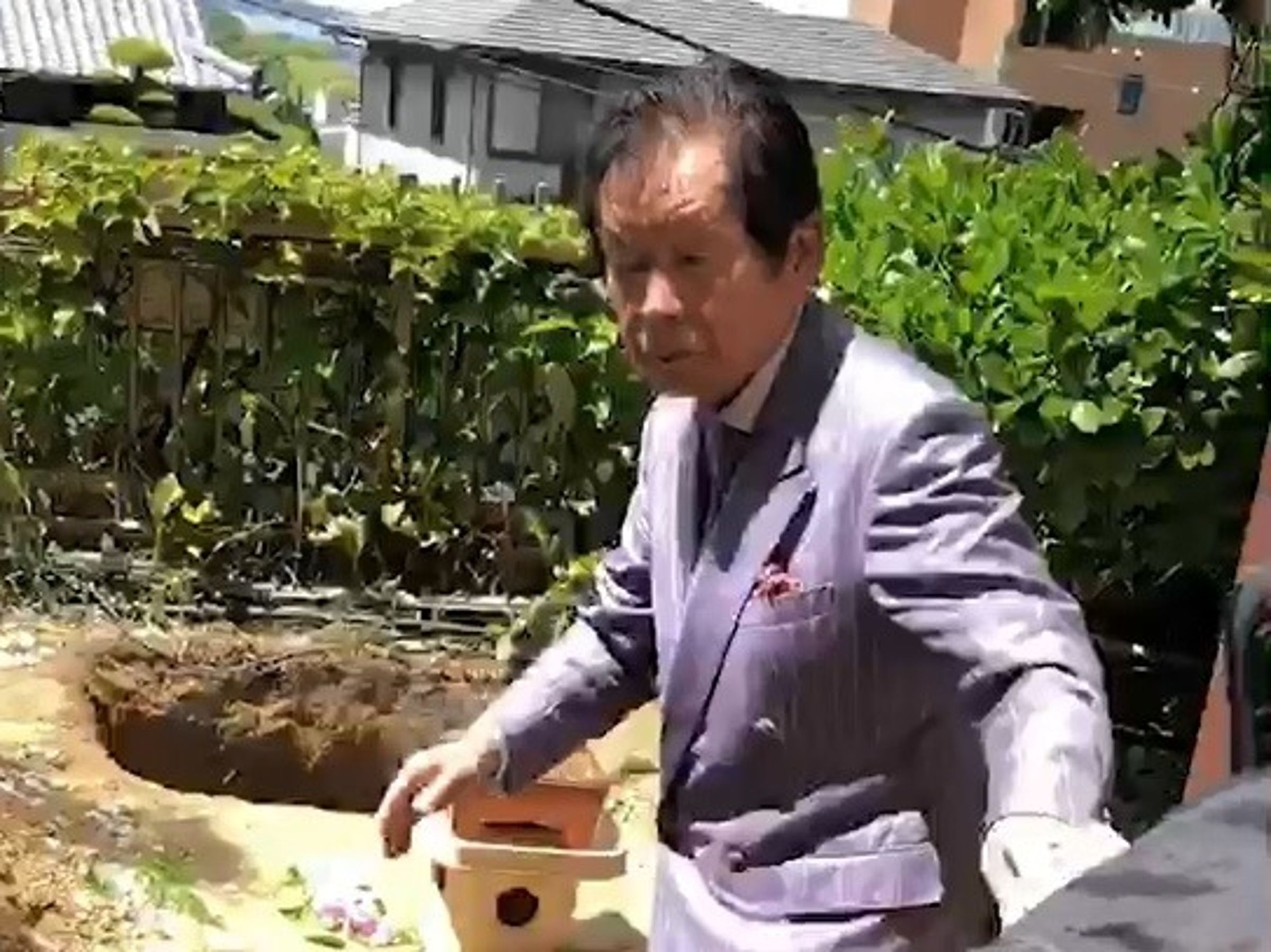 野崎幸助之死,至今仍然是謎團案件。(翻自X平台)
