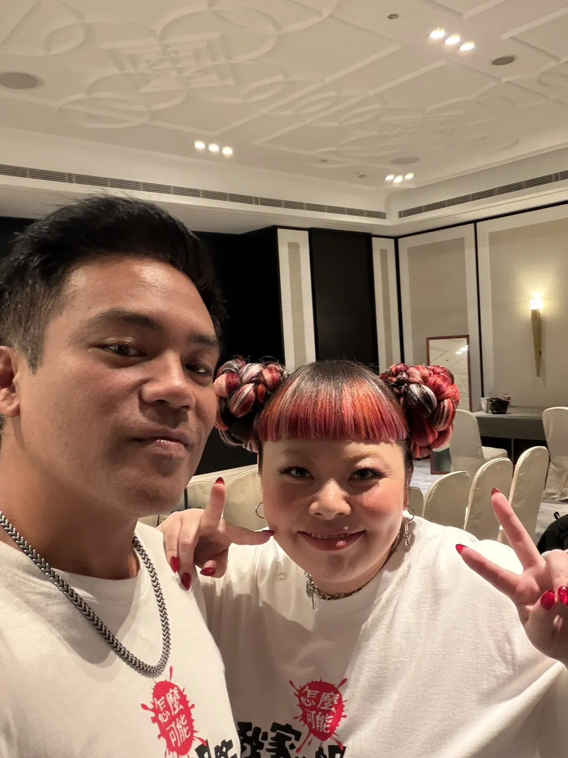 撒基努首度與日本喜劇天后渡邊直美合作，兩人戲外也成為好友。（圖／經紀人提供）
