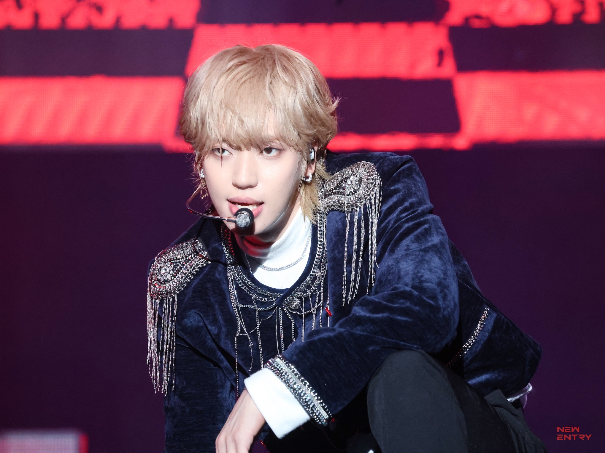 TEEN TOP主唱Niel為台灣場個人演唱會準備與首爾場不同的表演。（Fu Entertainment提供）