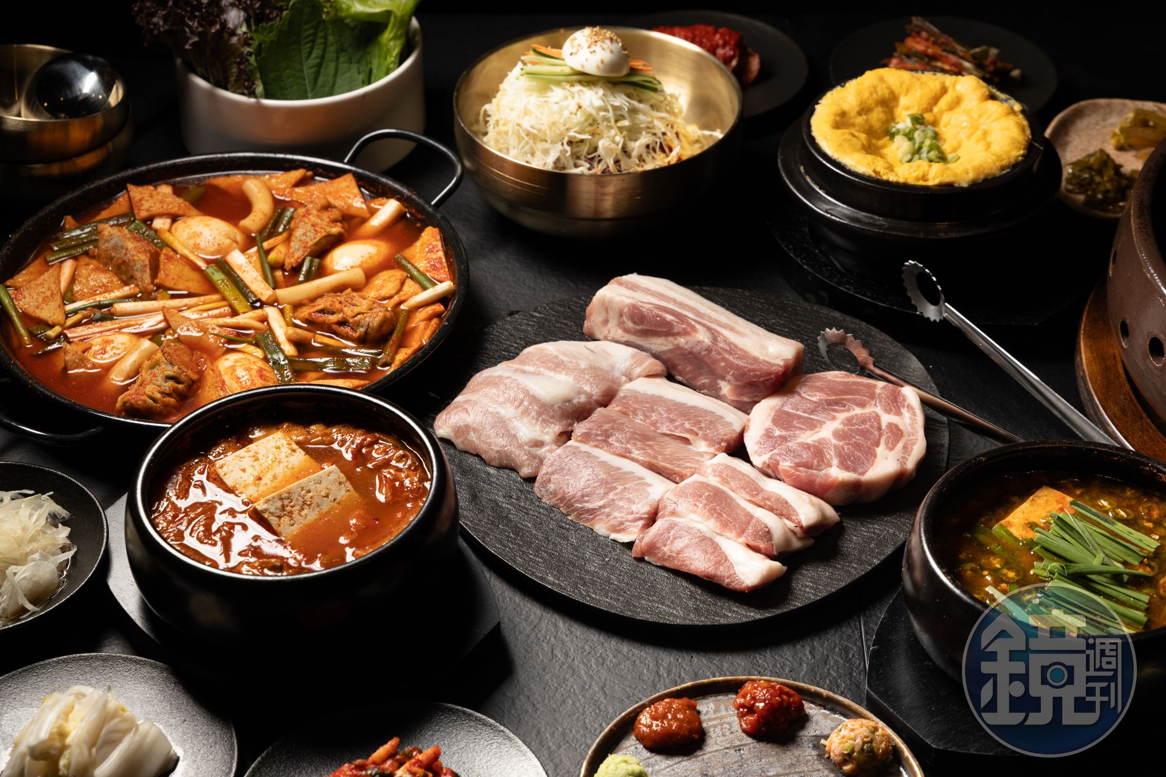 首爾排隊燒肉名店「囕盈豚 남영돈」由開展餐飲集團引進,海外首店「囕盈豚 NYD Taipei」插旗台北大巨蛋。